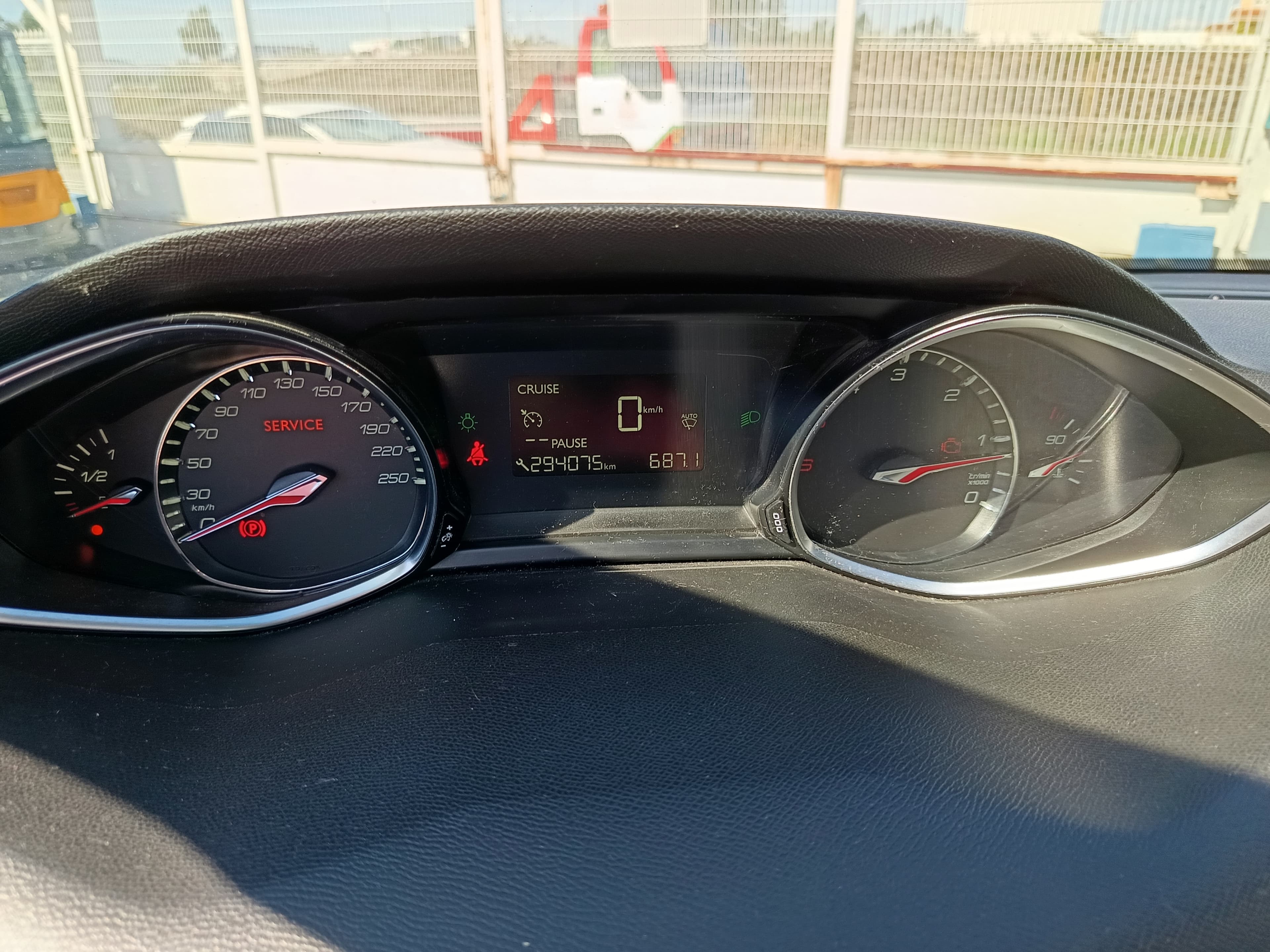 Peugeot 308 · Ano 2014 — imagem 44