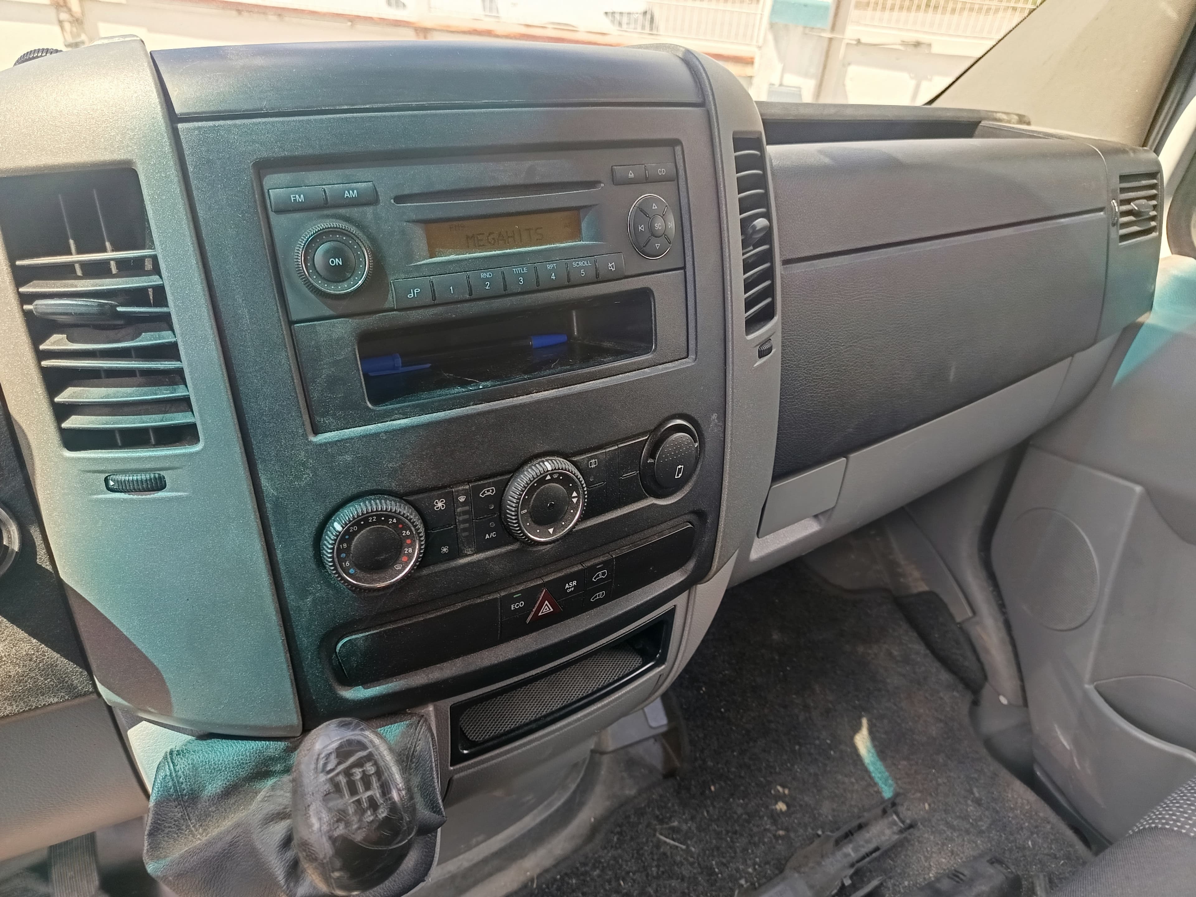 Mercedes-Benz Sprinter 313 CDI · Ano 2013 — imagem 27