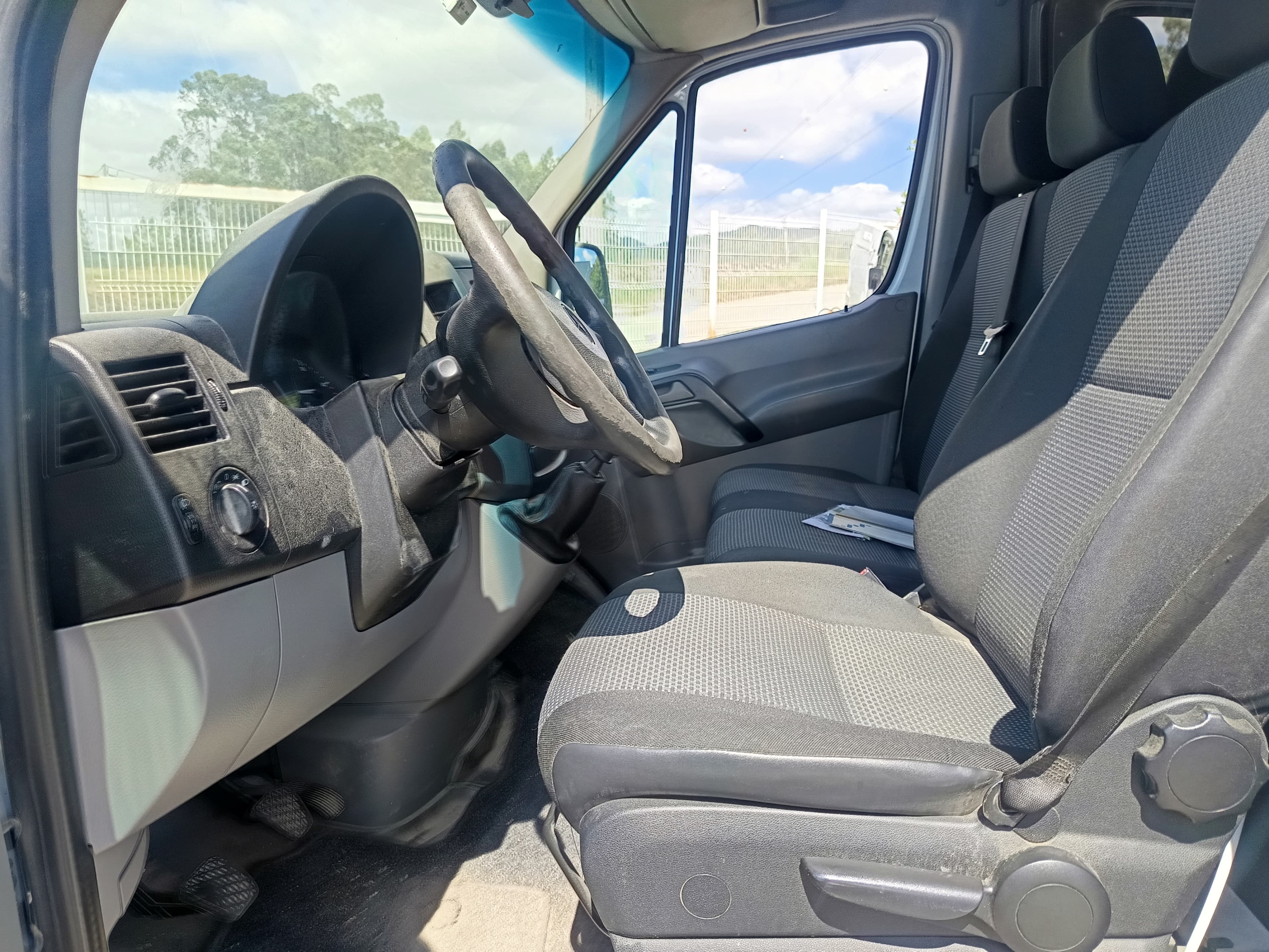 Mercedes-Benz Sprinter 313 CDI · Ano 2013 — imagem 24