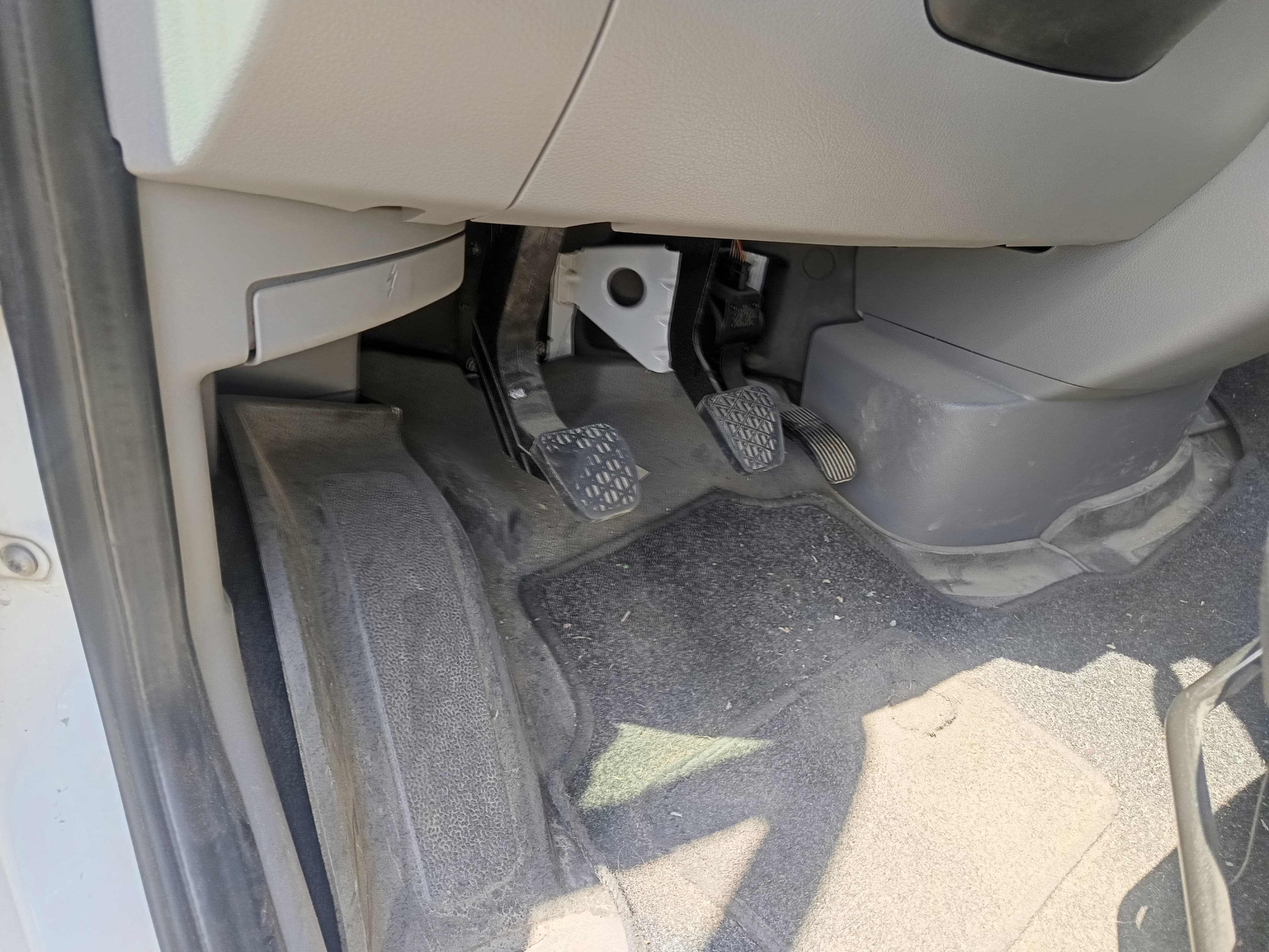 Mercedes-Benz Sprinter 313 CDI · Ano 2013 — imagem 23