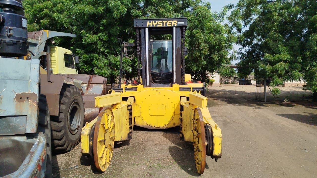 Hyster 25-12 tyre handler — imagen 6
