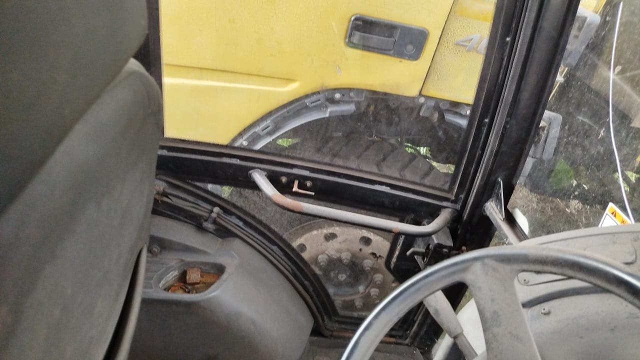 Retro-escavadeira Manitou TLB 844SX4 — imagem 5