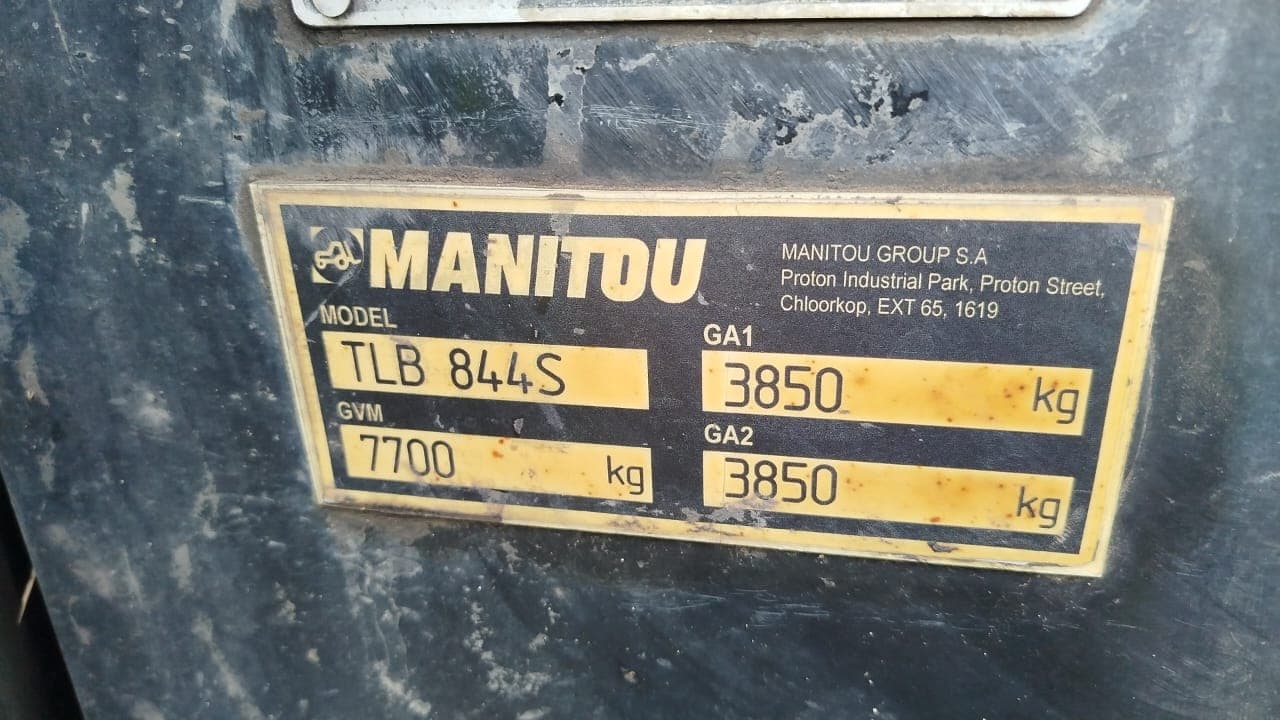 Retro-escavadeira Manitou TLB 844SM4 — image 11