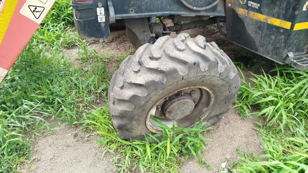 Retro-escavadeira Manitou TLB 844SM4 — image 15
