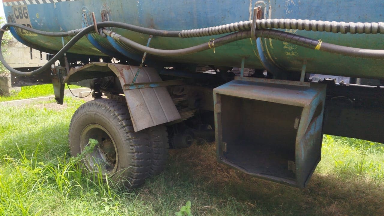 Camião tanque Eicher  VE 20.16 — image 2