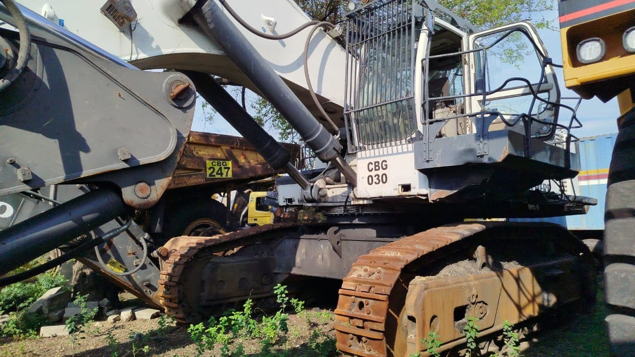 Escavadora Liebherr R984C