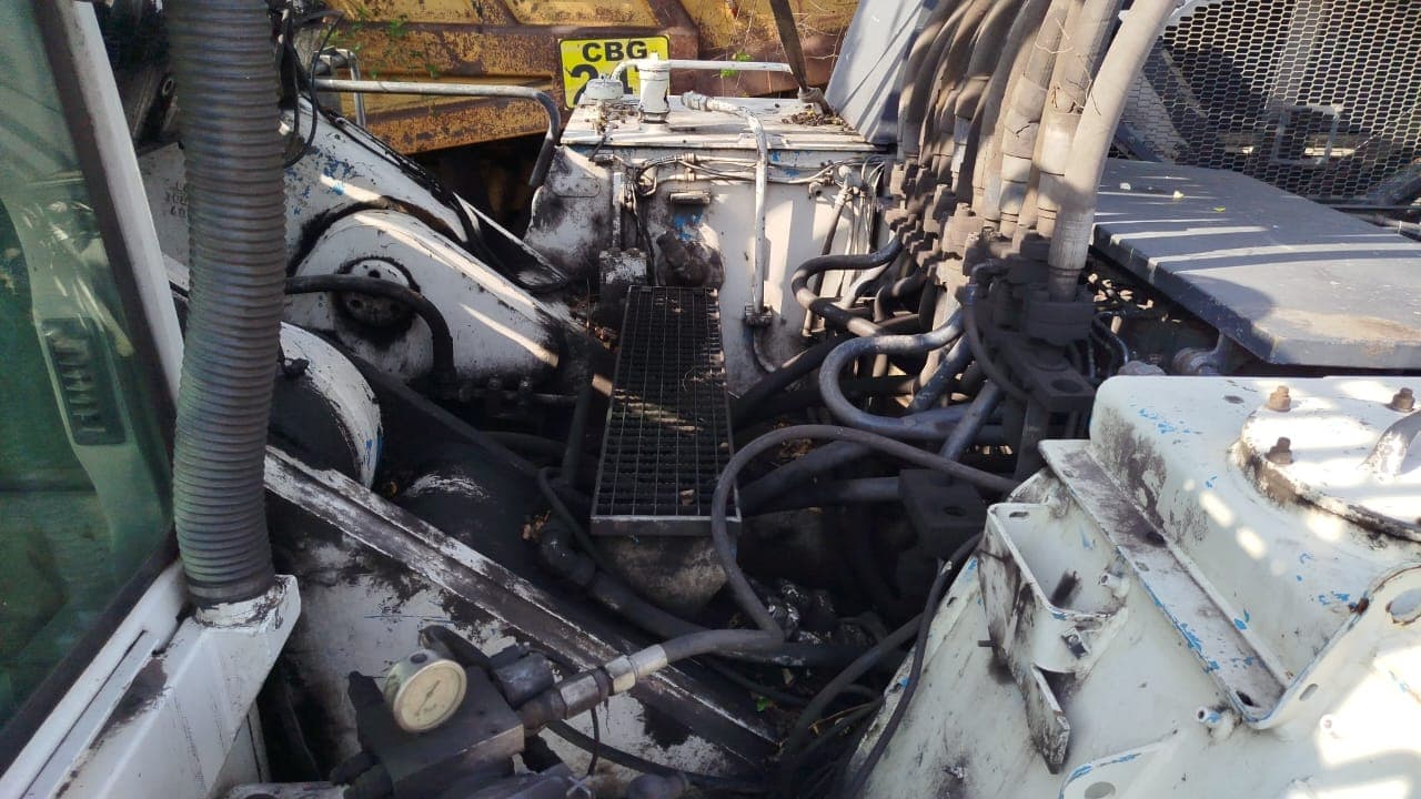 Escavadora Liebherr R984C — imagen 8