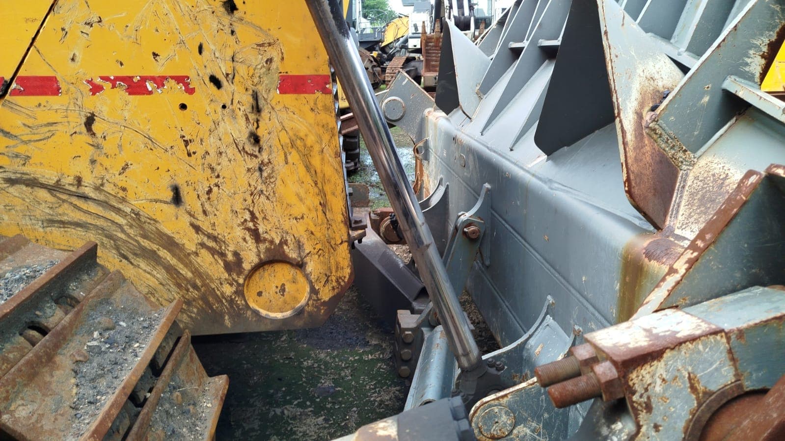 Bulldozer Liebherr PR754 — image 9