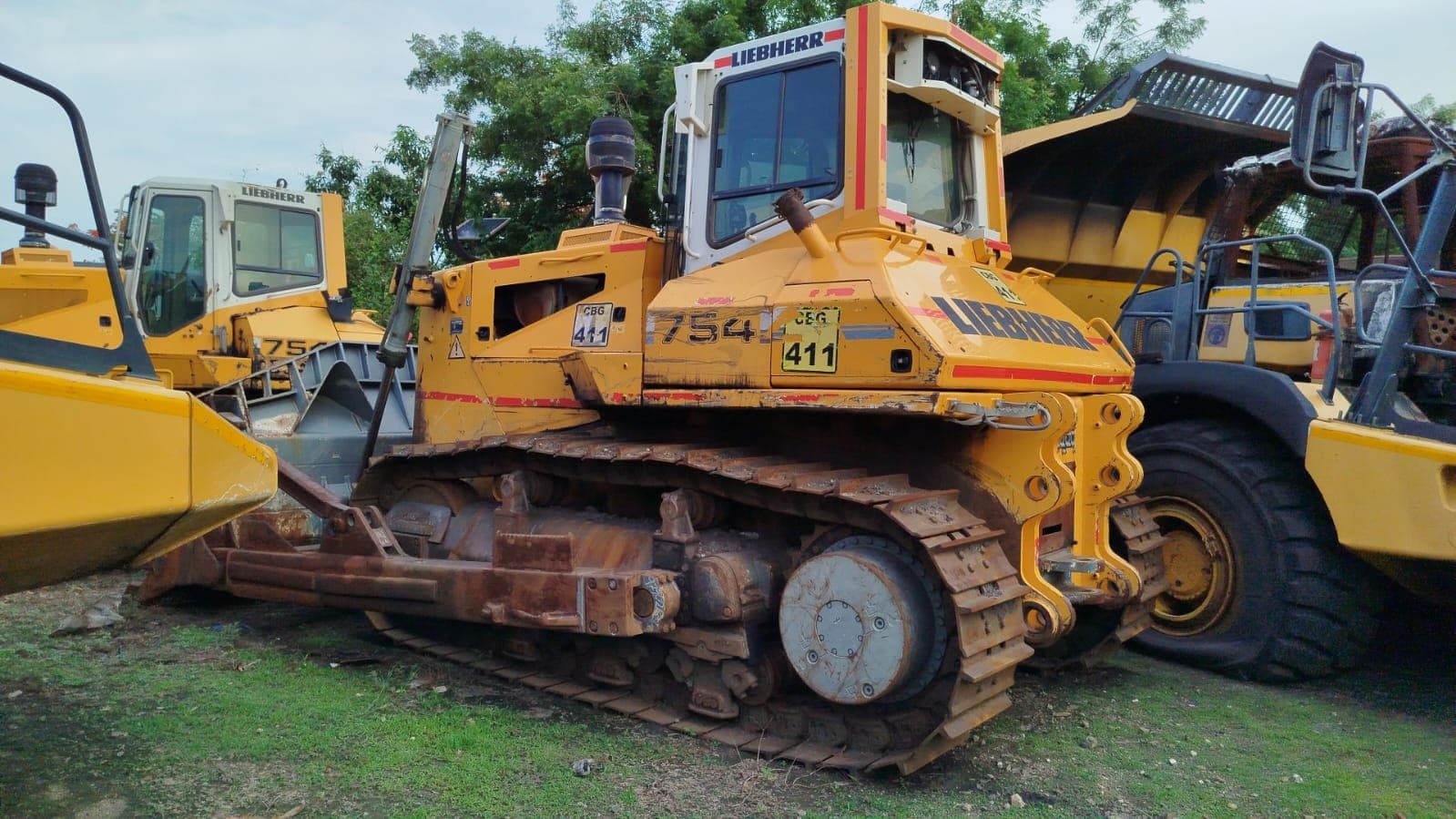 Bulldozer Liebherr PR754 — image 2