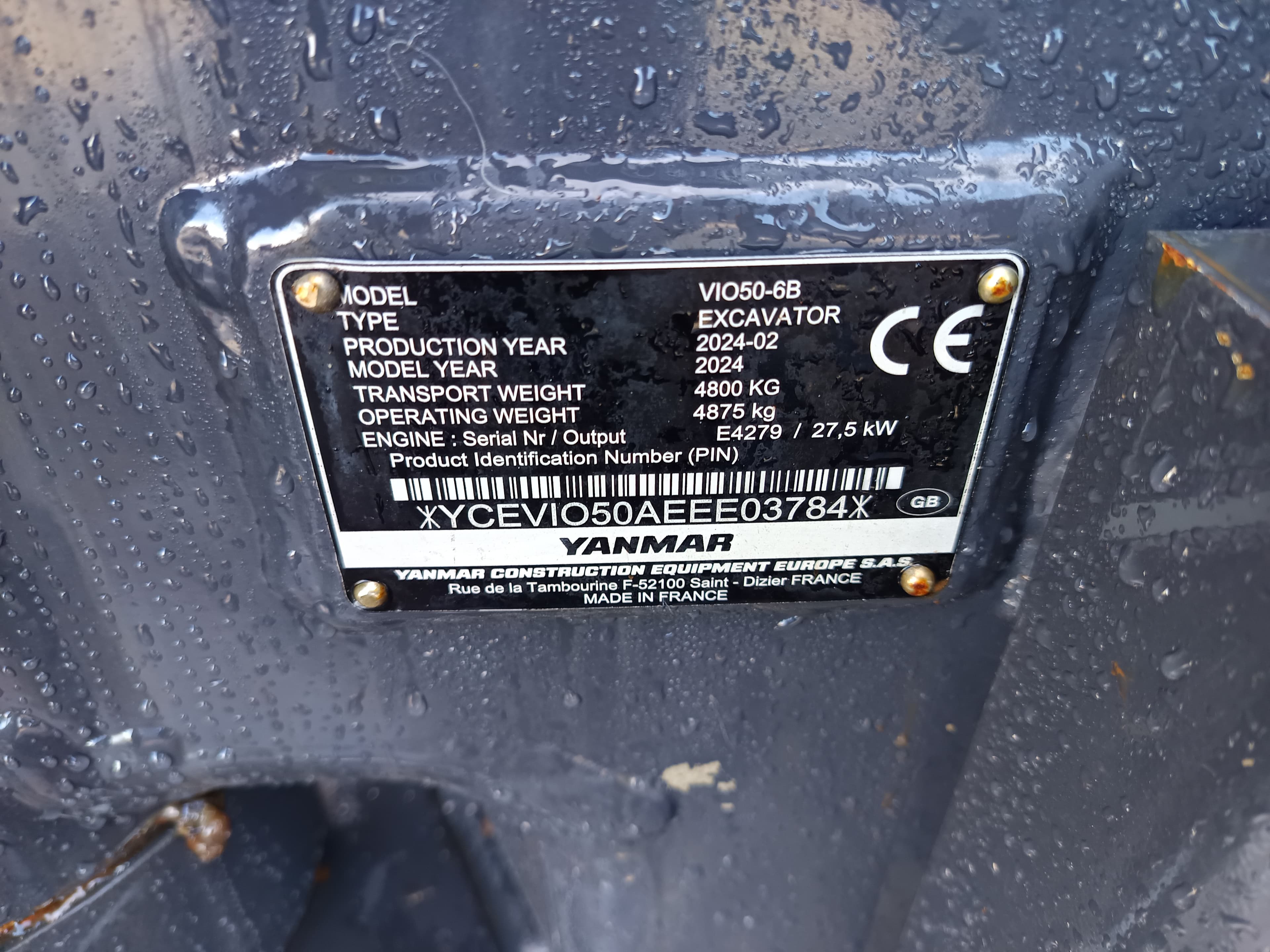 Giratória Rastos Yanmar VIO 50-6B · Ano 2024 — image 13