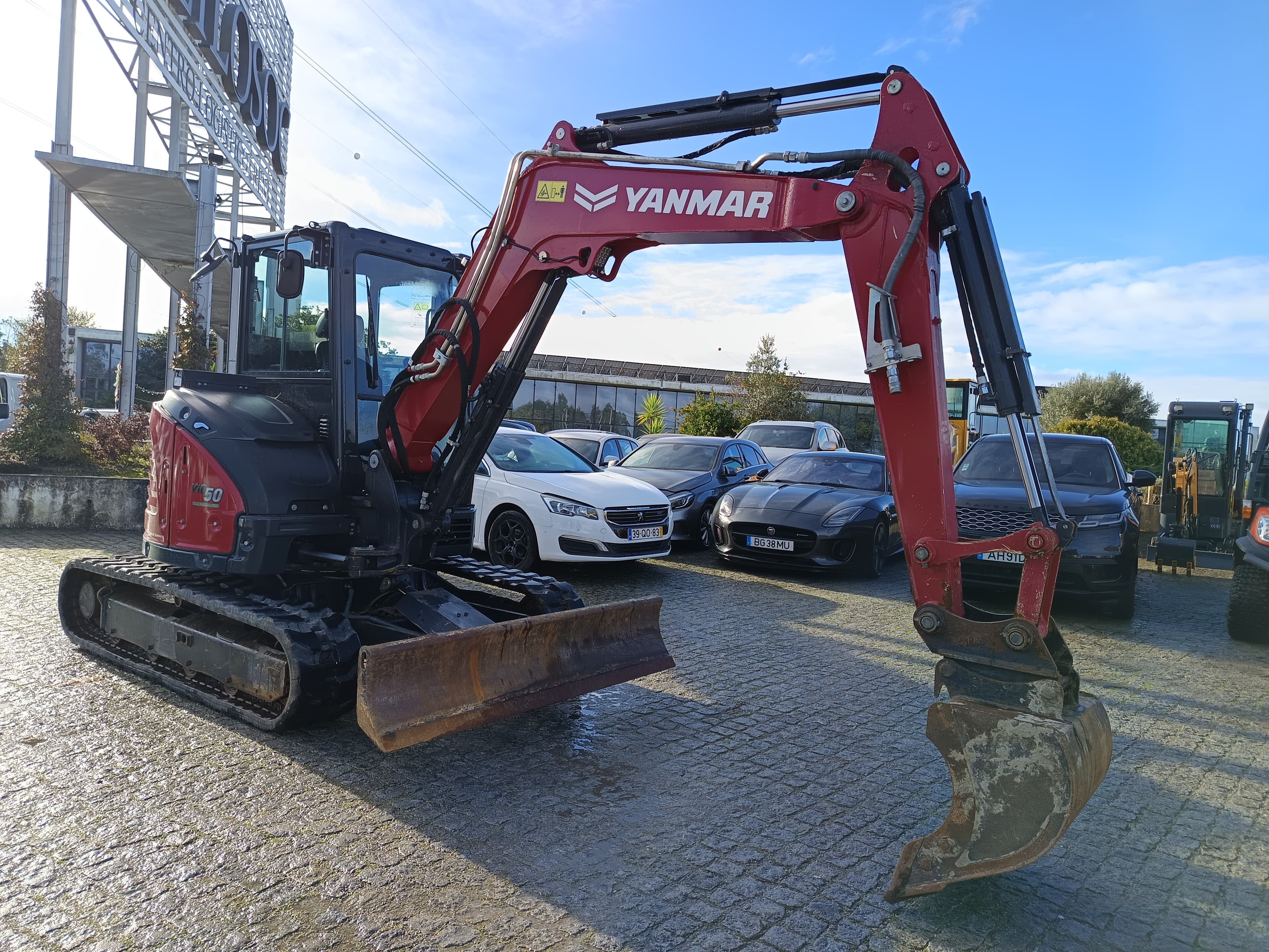 Giratória Rastos Yanmar VIO 50-6B · Ano 2024 — image 2
