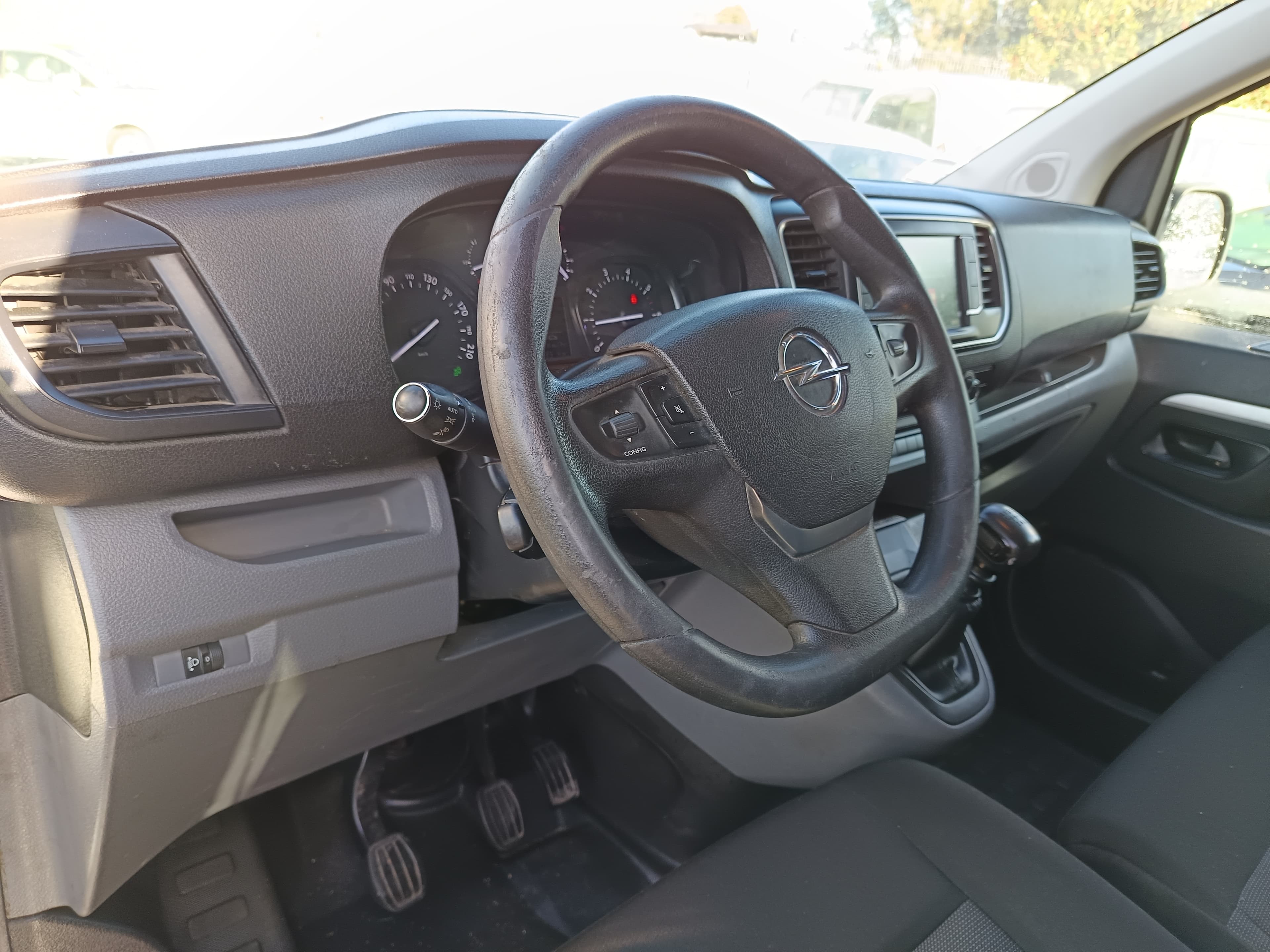 Opel Vívaro · Ano 2019 — imagem 28