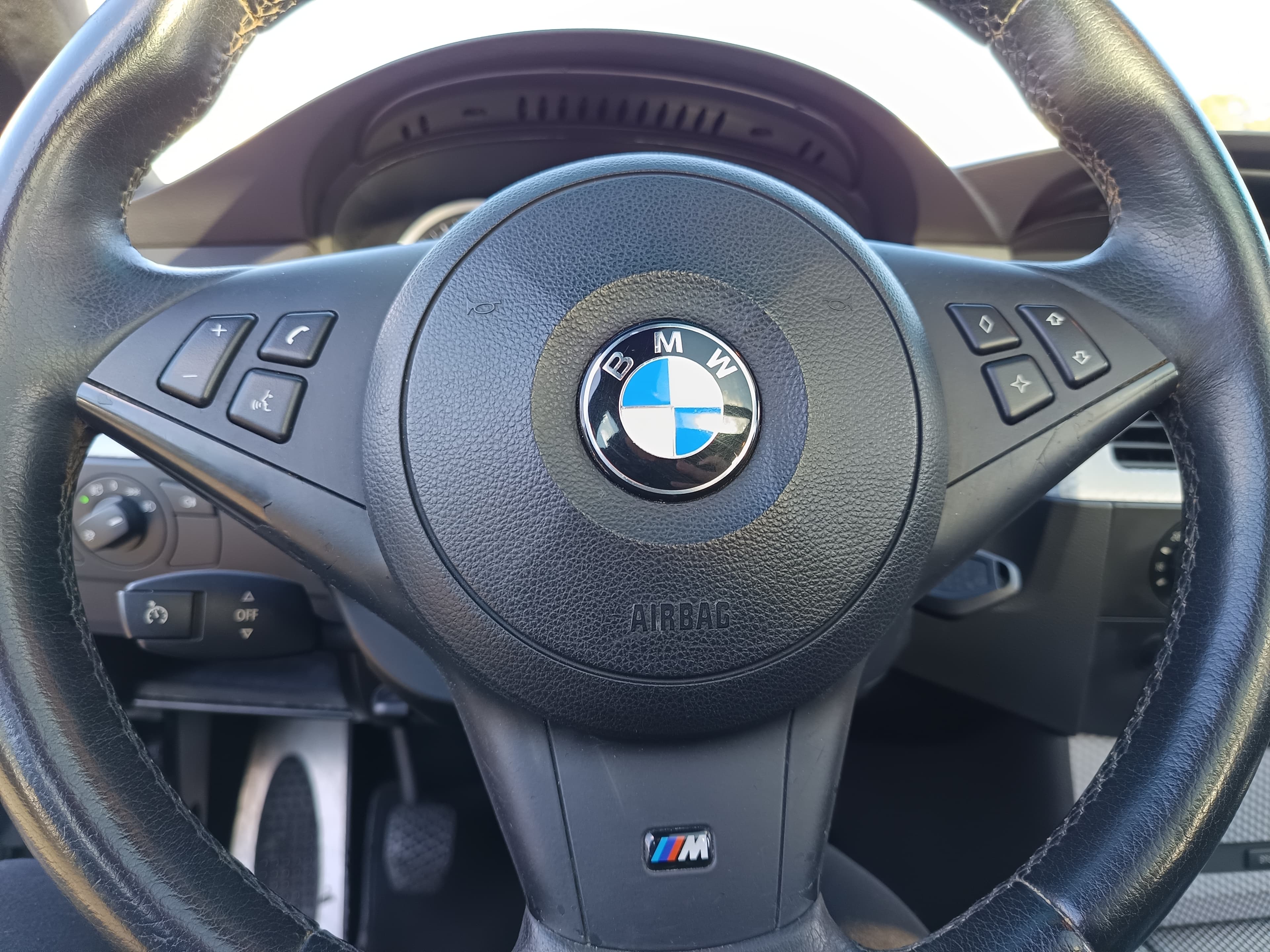 BMW Série 5 · Ano 2005 — imagem 42