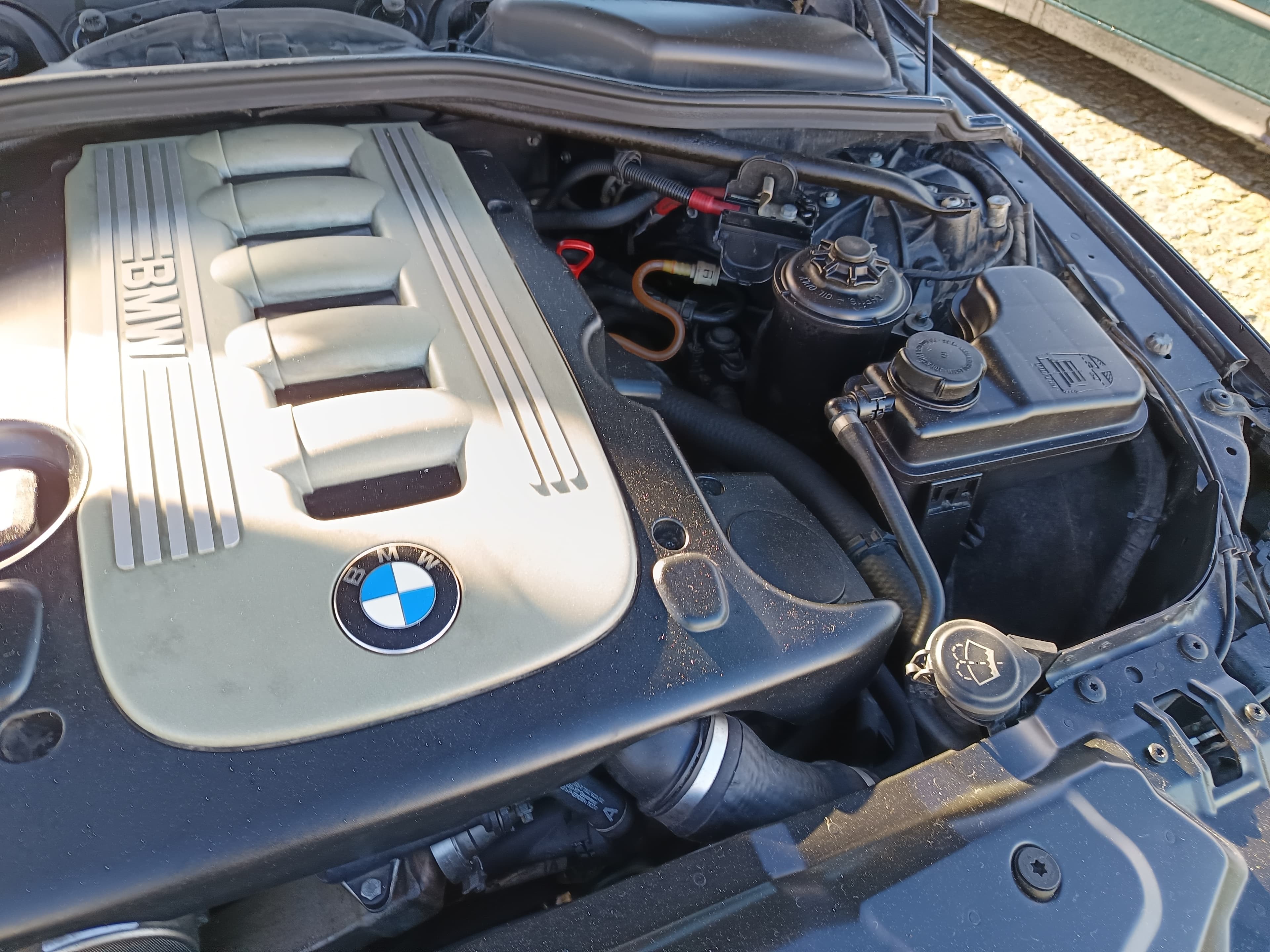 BMW Série 5 · Ano 2005 — imagem 19