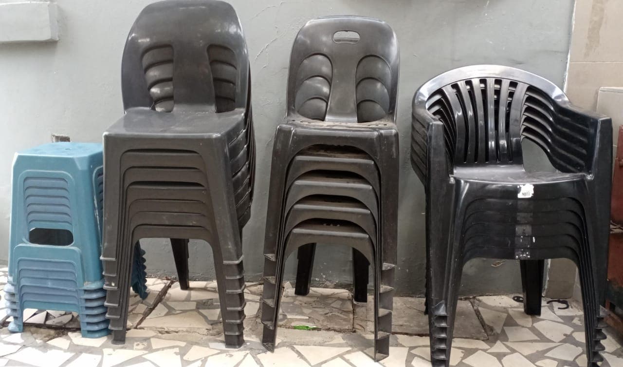Cadeiras Plásticas
