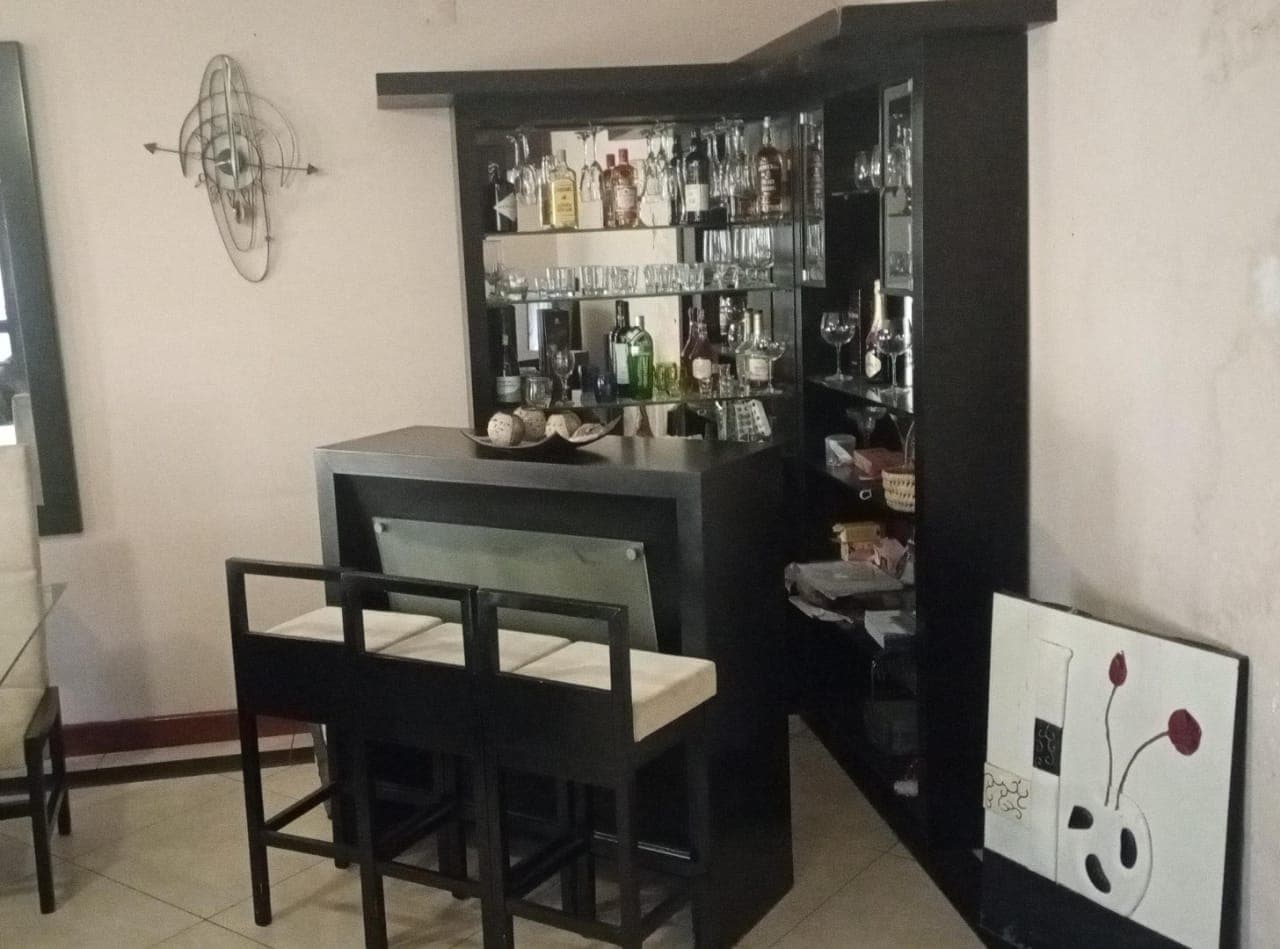 Mobilier — image 1