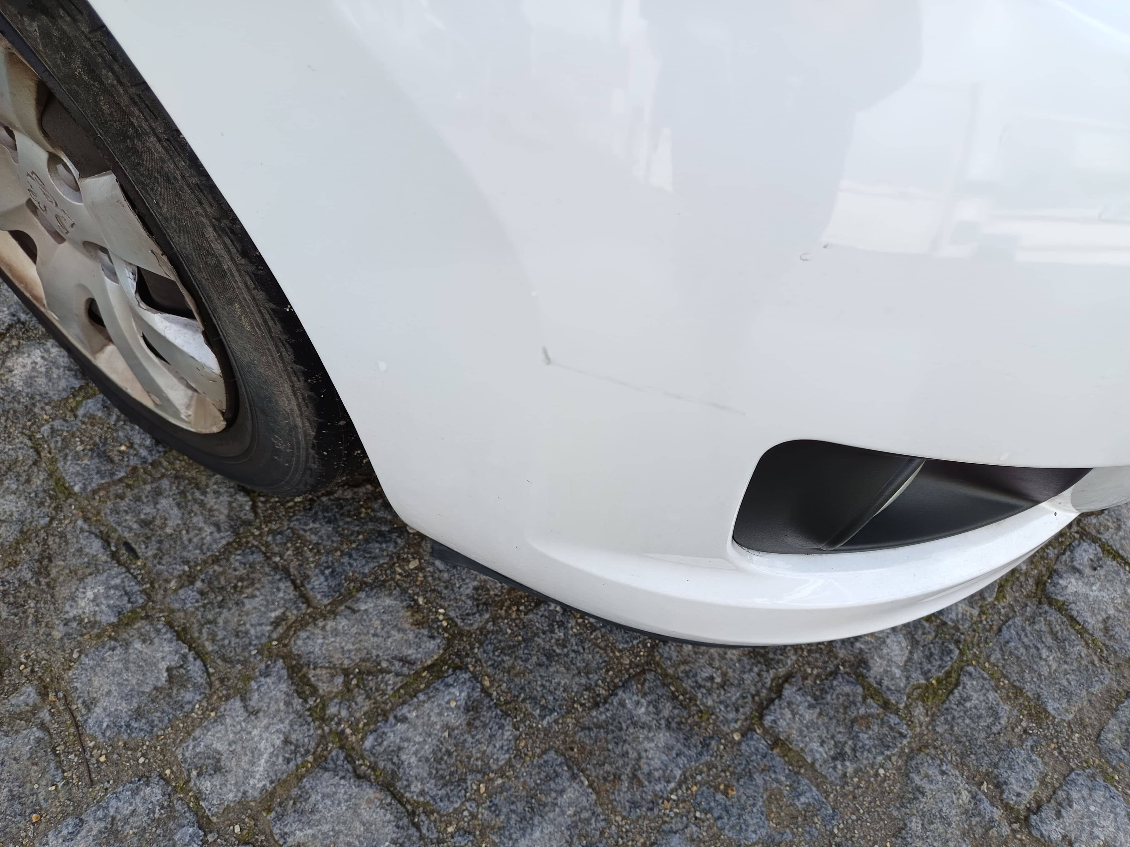 Peugeot 207 · Ano 2011 — image 7