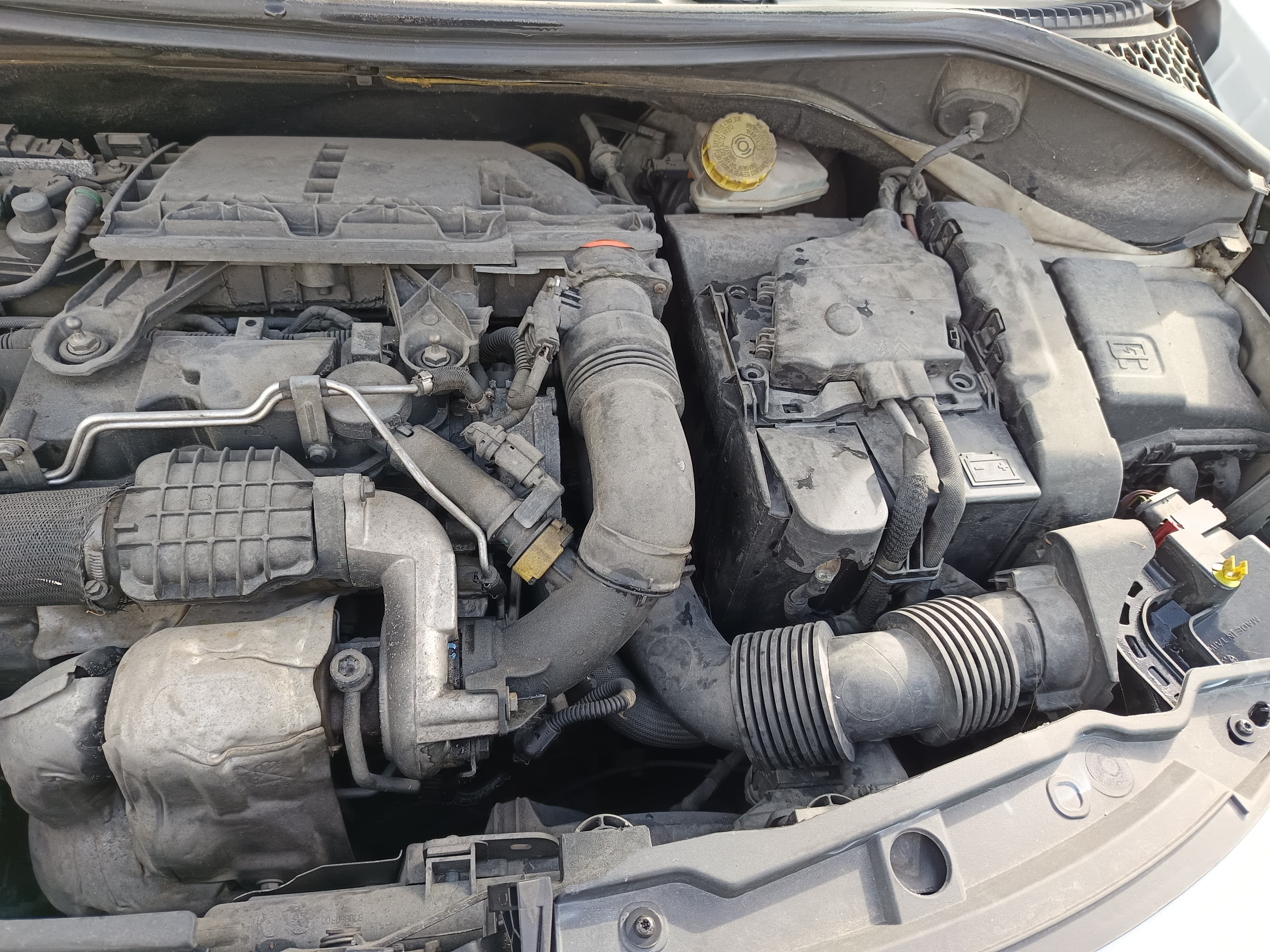 Peugeot 207 · Ano 2011 — image 15