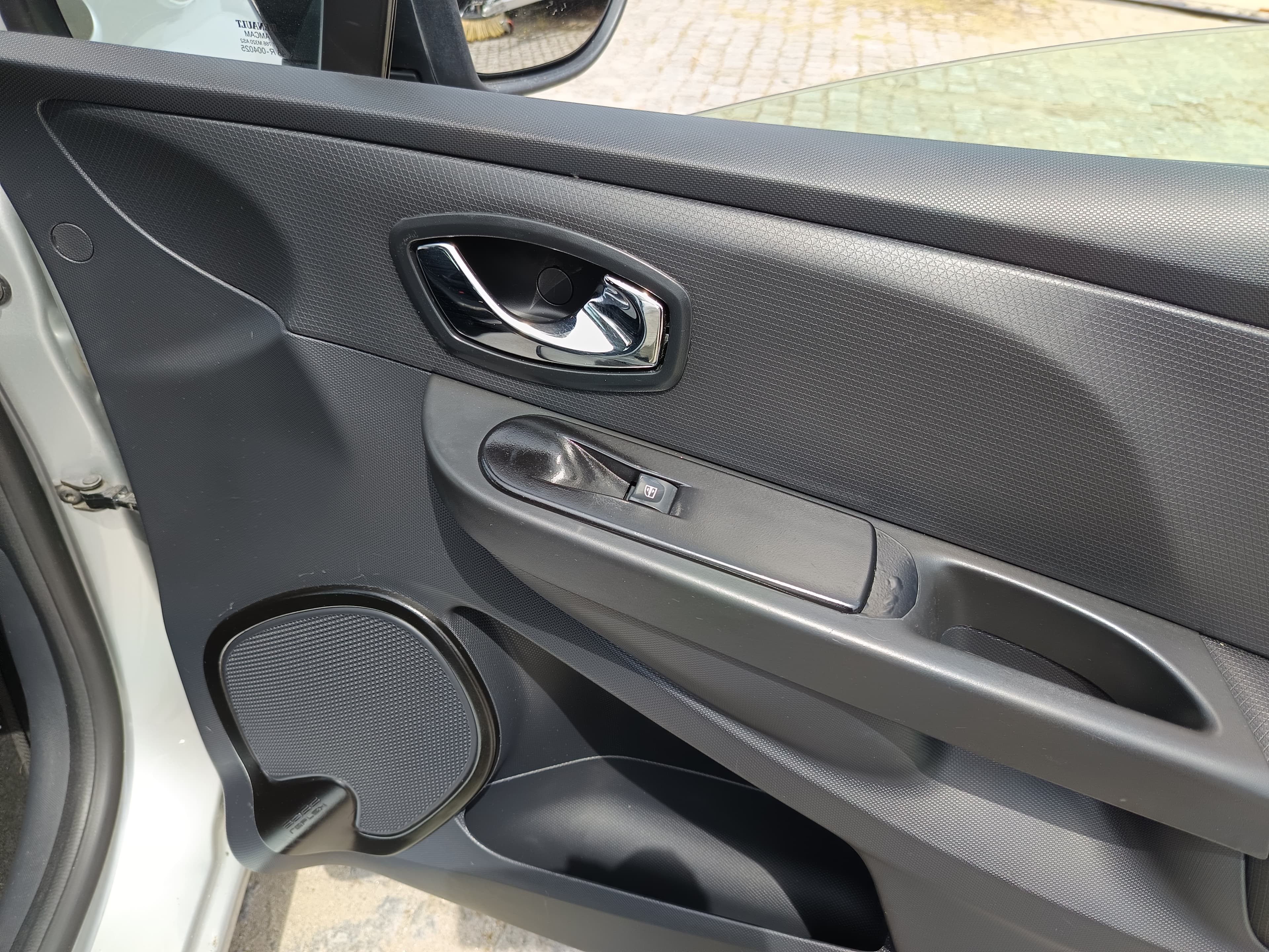 Renault Clio · Ano 2014 — imagem 26