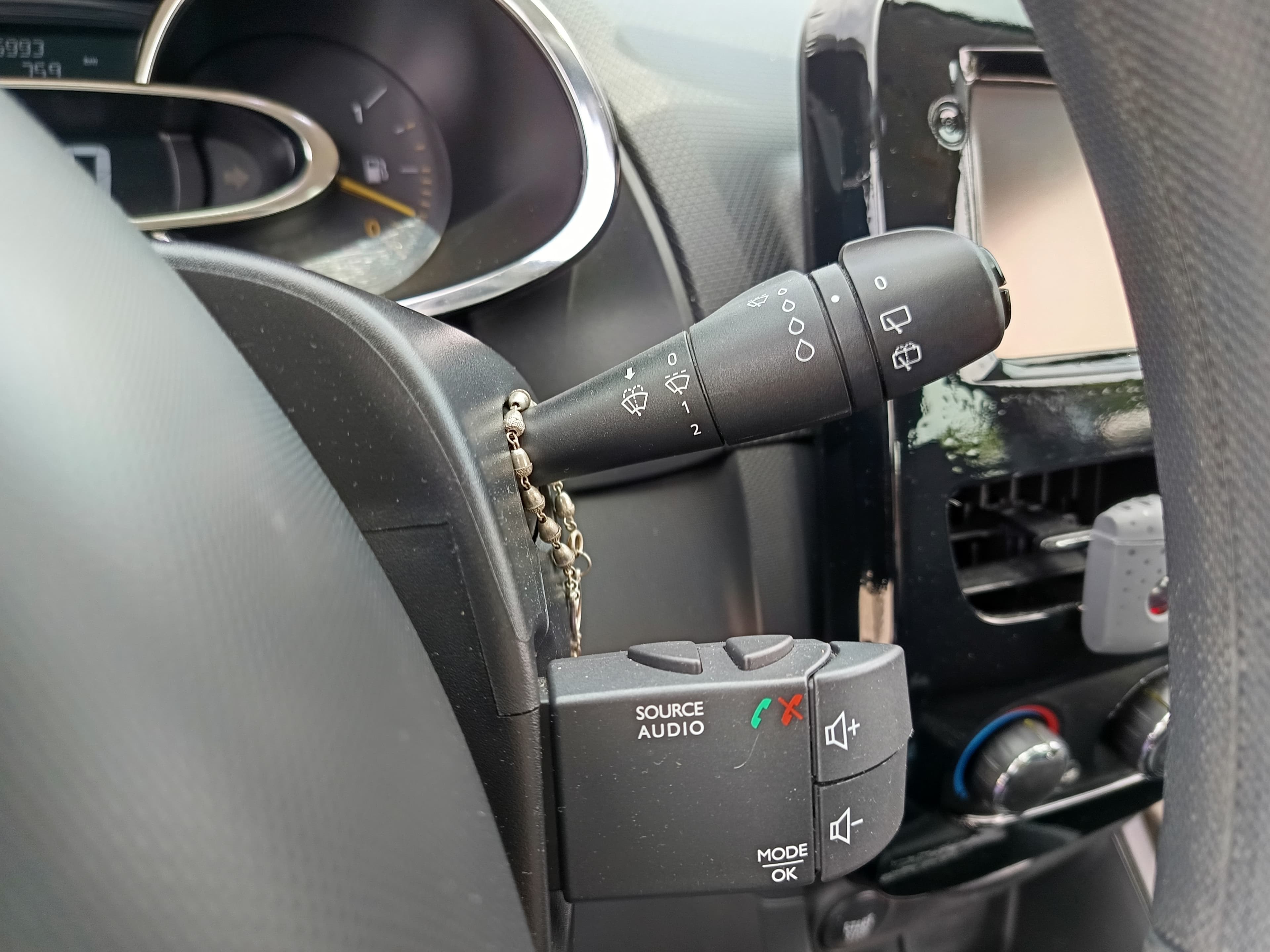 Renault Clio · Ano 2014 — imagem 43
