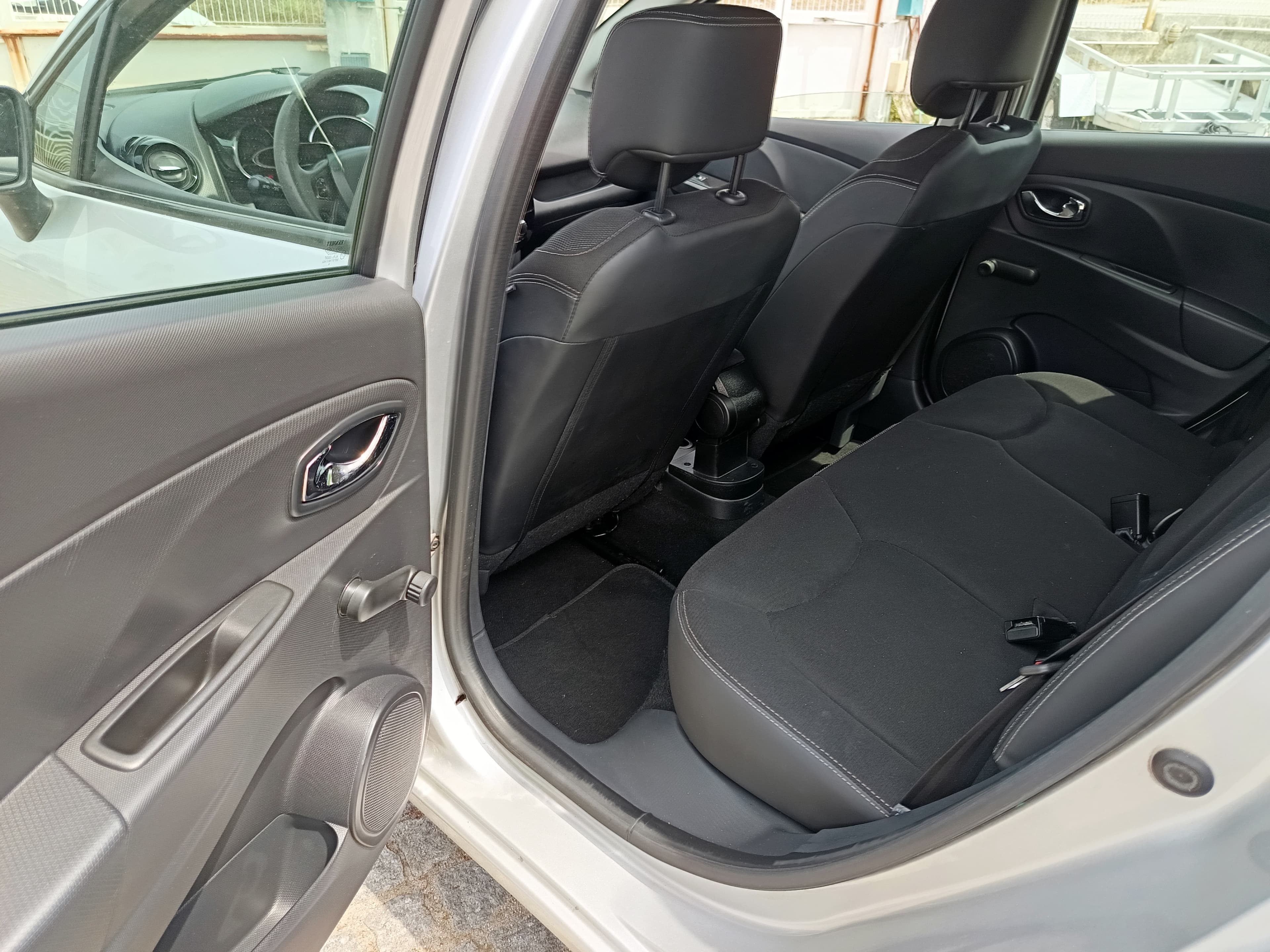 Renault Clio · Ano 2014 — imagem 28