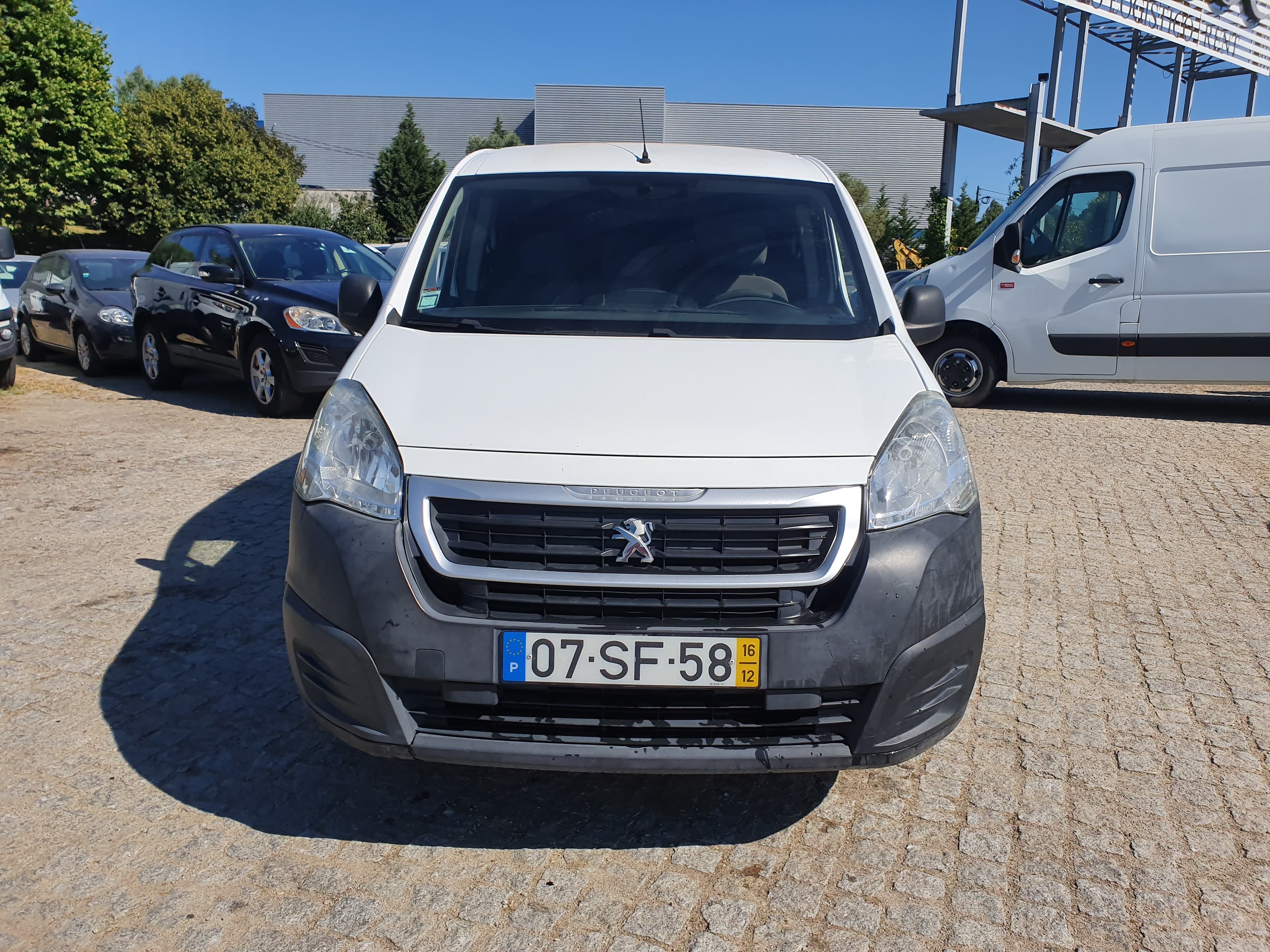 Peugeot Partner · Ano 2016 — imagem 2