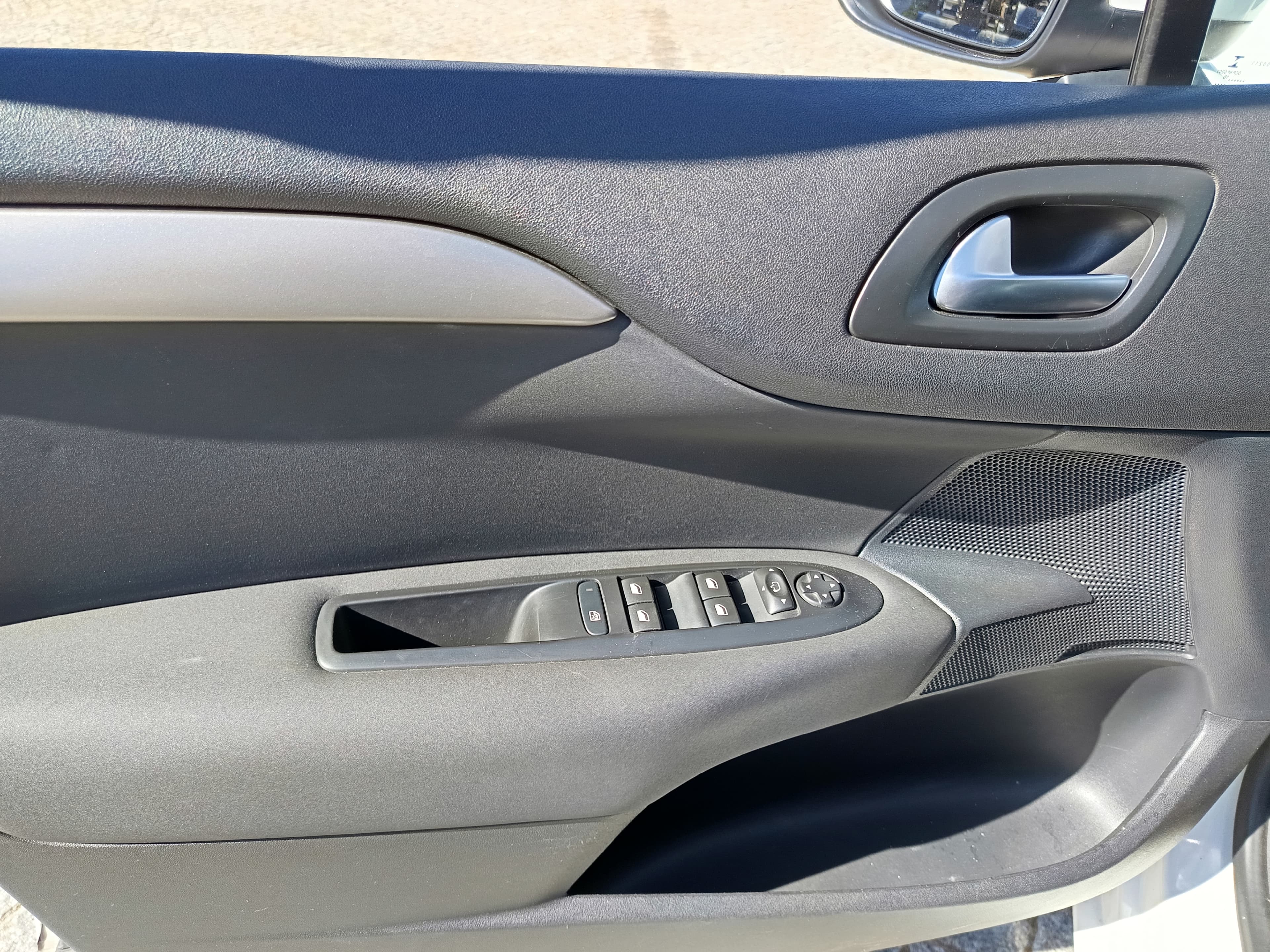 Citroën C4 · Ano 2016 — image 31