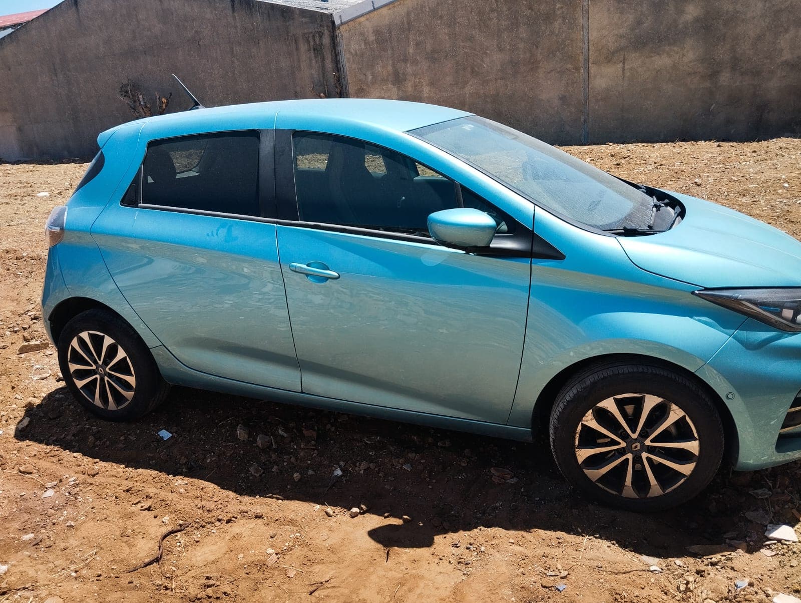Renault Zoe · Ano 2022 — image 8