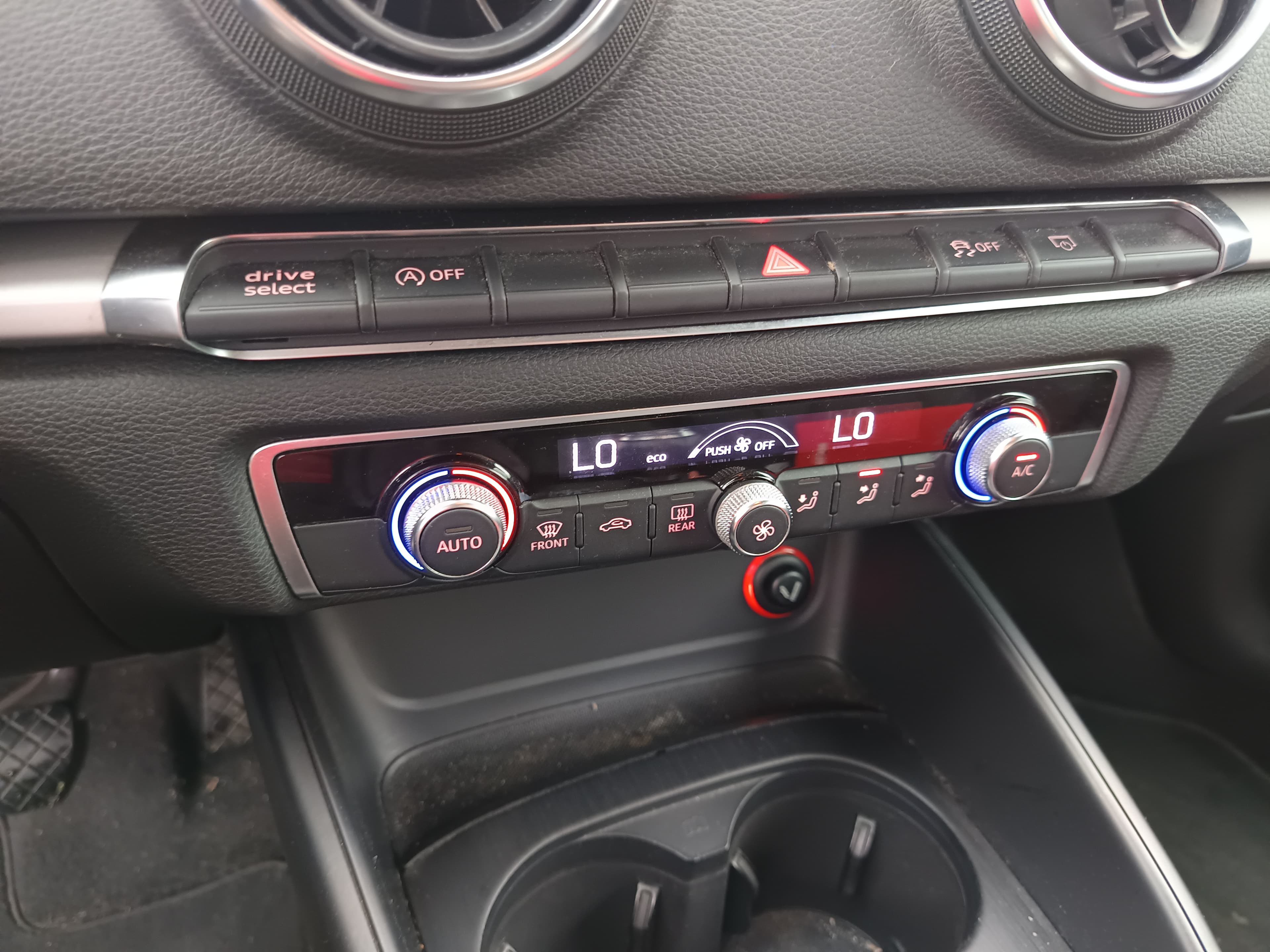 Audi A3 · Ano 2013 — imagem 38