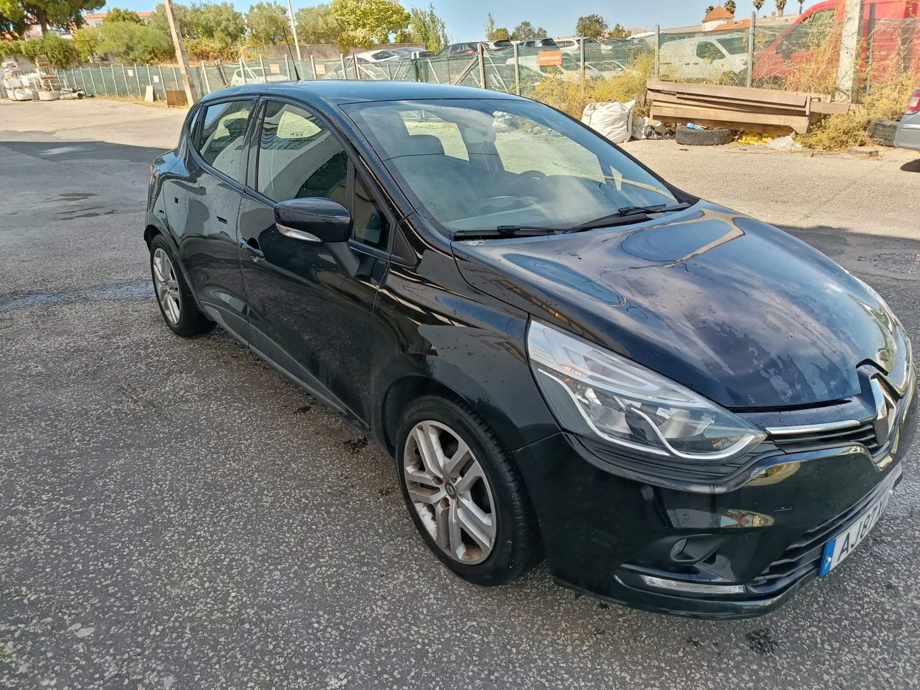 Renault Clio · Ano 2018 — imagem 1