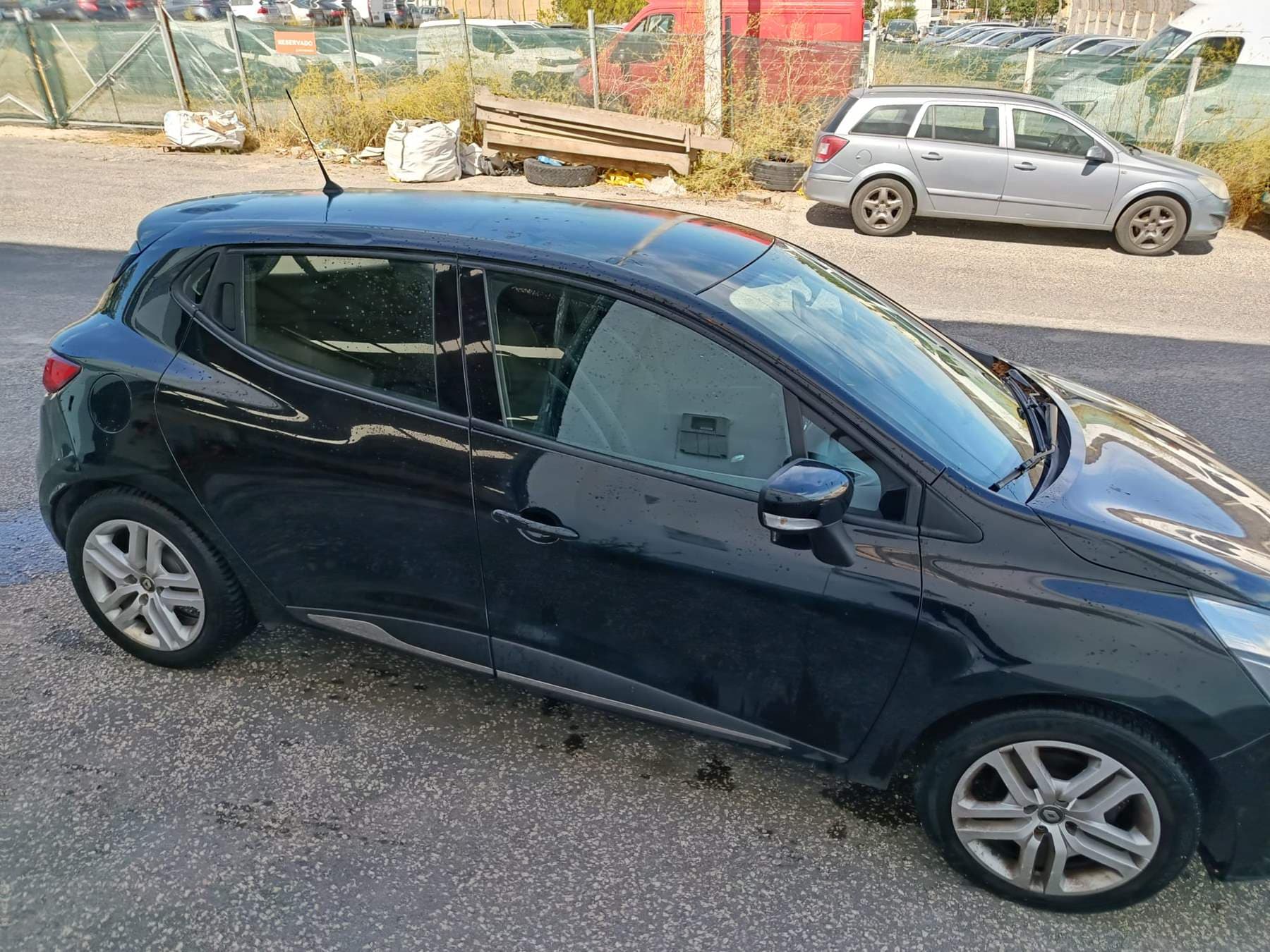 Renault Clio · Ano 2018 — imagem 2