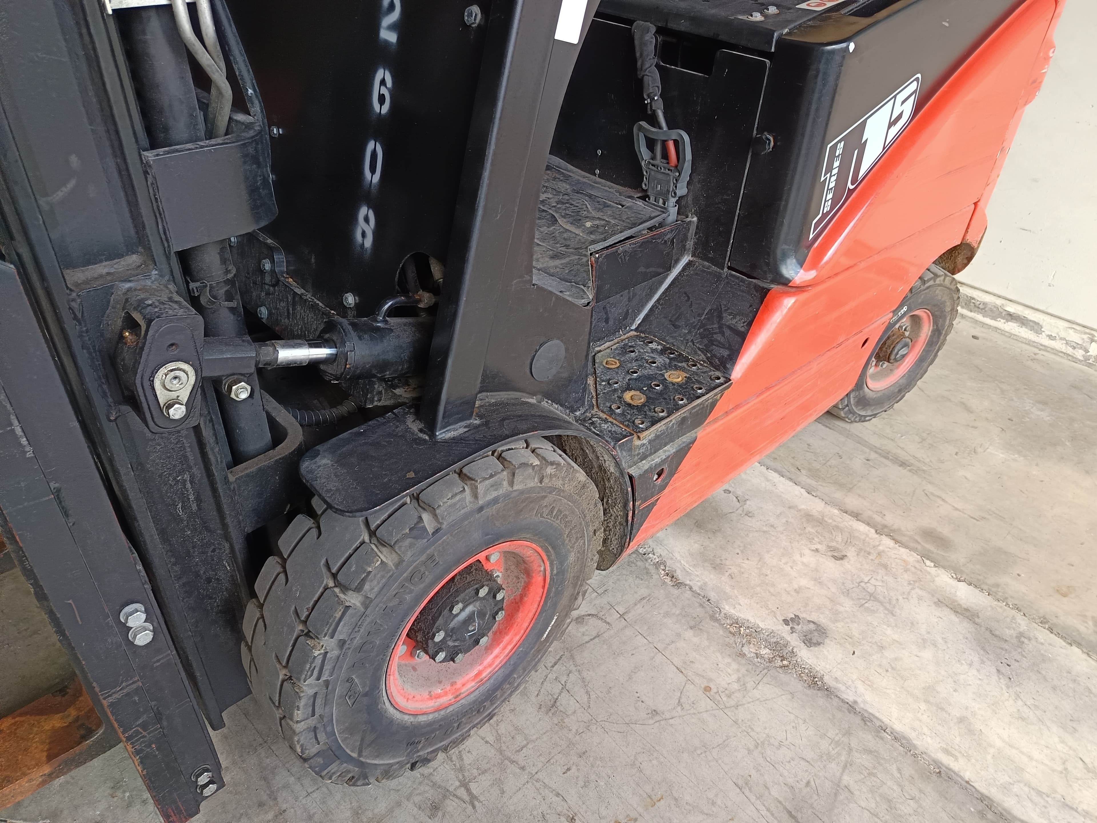 Empilhador Elétrico EP · Ano 2019 — imagen 9