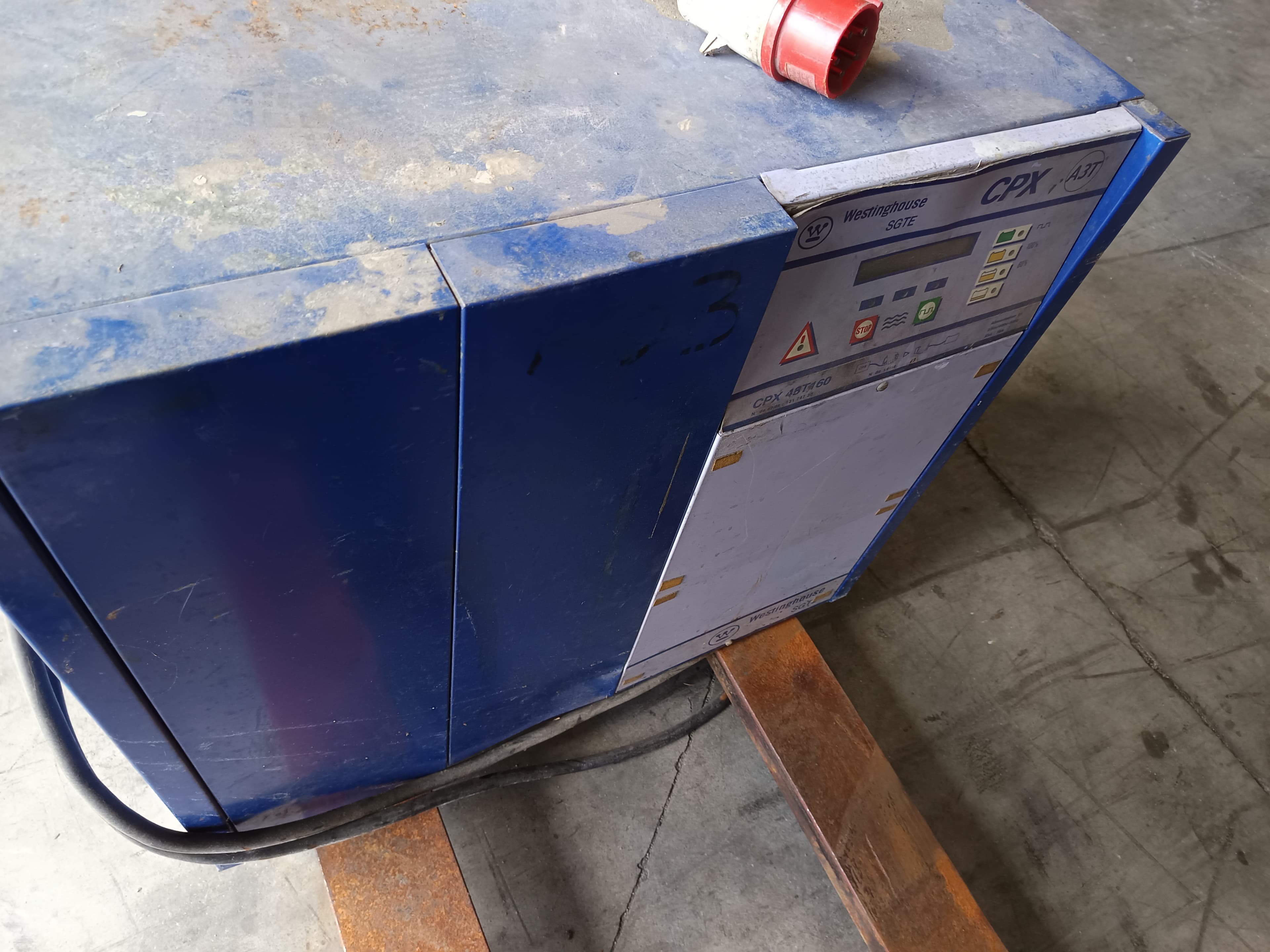 Empilhador Elétrico EP · Ano 2019 — imagen 8