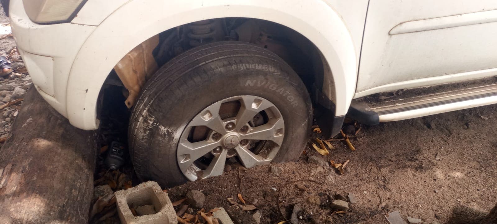Mitsubishi Triton 2.5 HP · Ano 2015 — imagem 6