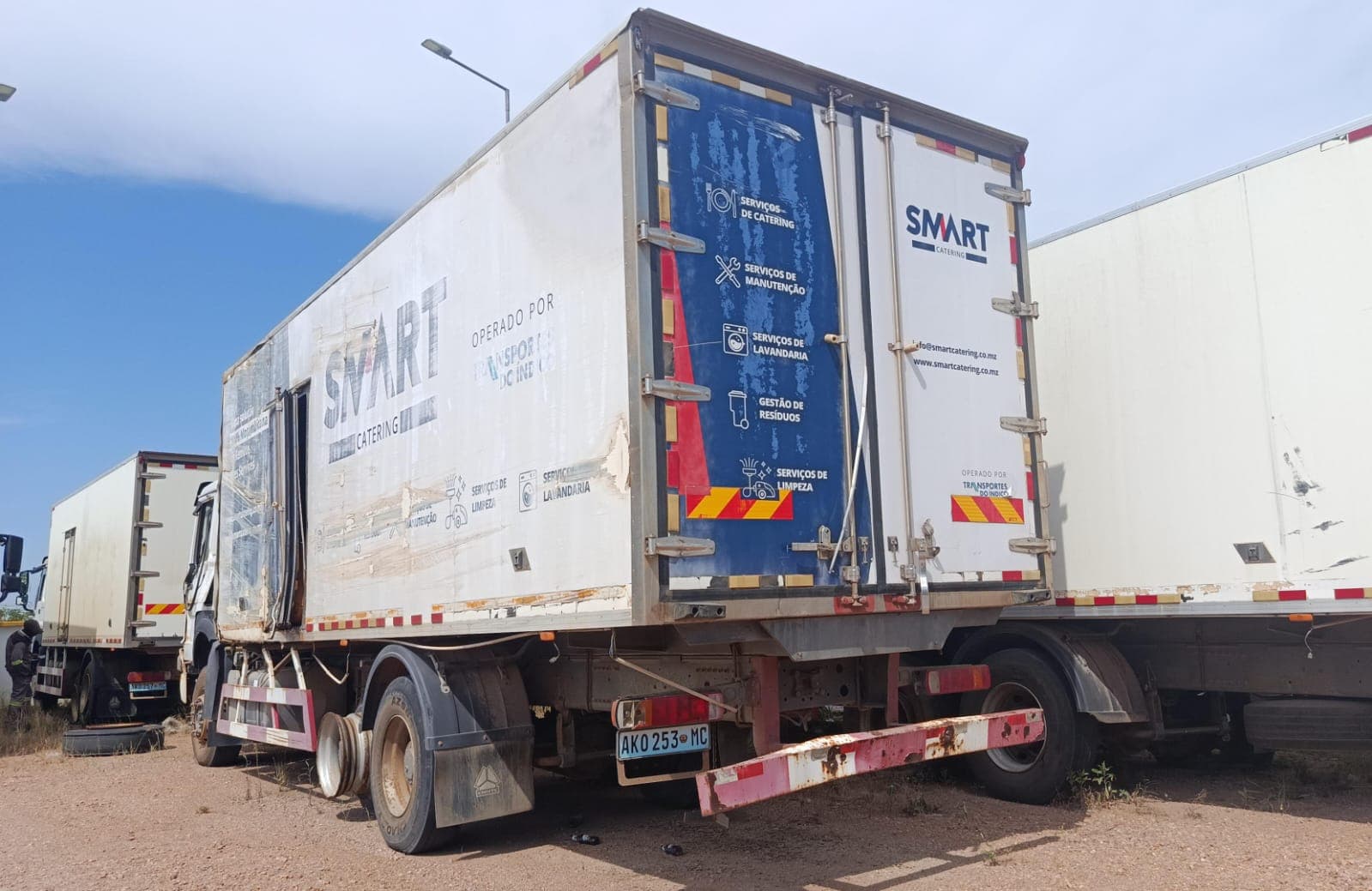 Camião frigorífico Sinotruk Howo 336 — imagen 3