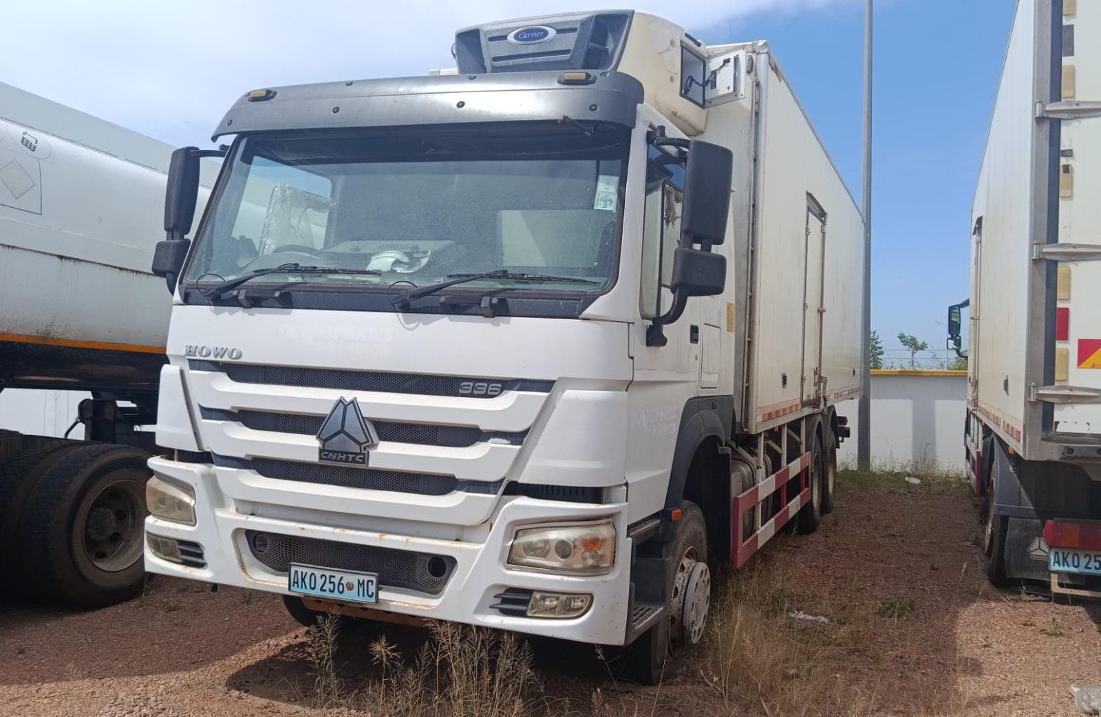Camião frigorífico Sinotruk Howo 336 — image 10