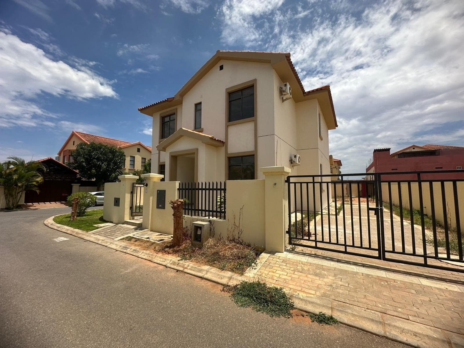 VIVENDA V5 DUPLEX I – Condomínio Austin | CAMAMA — imagem 4