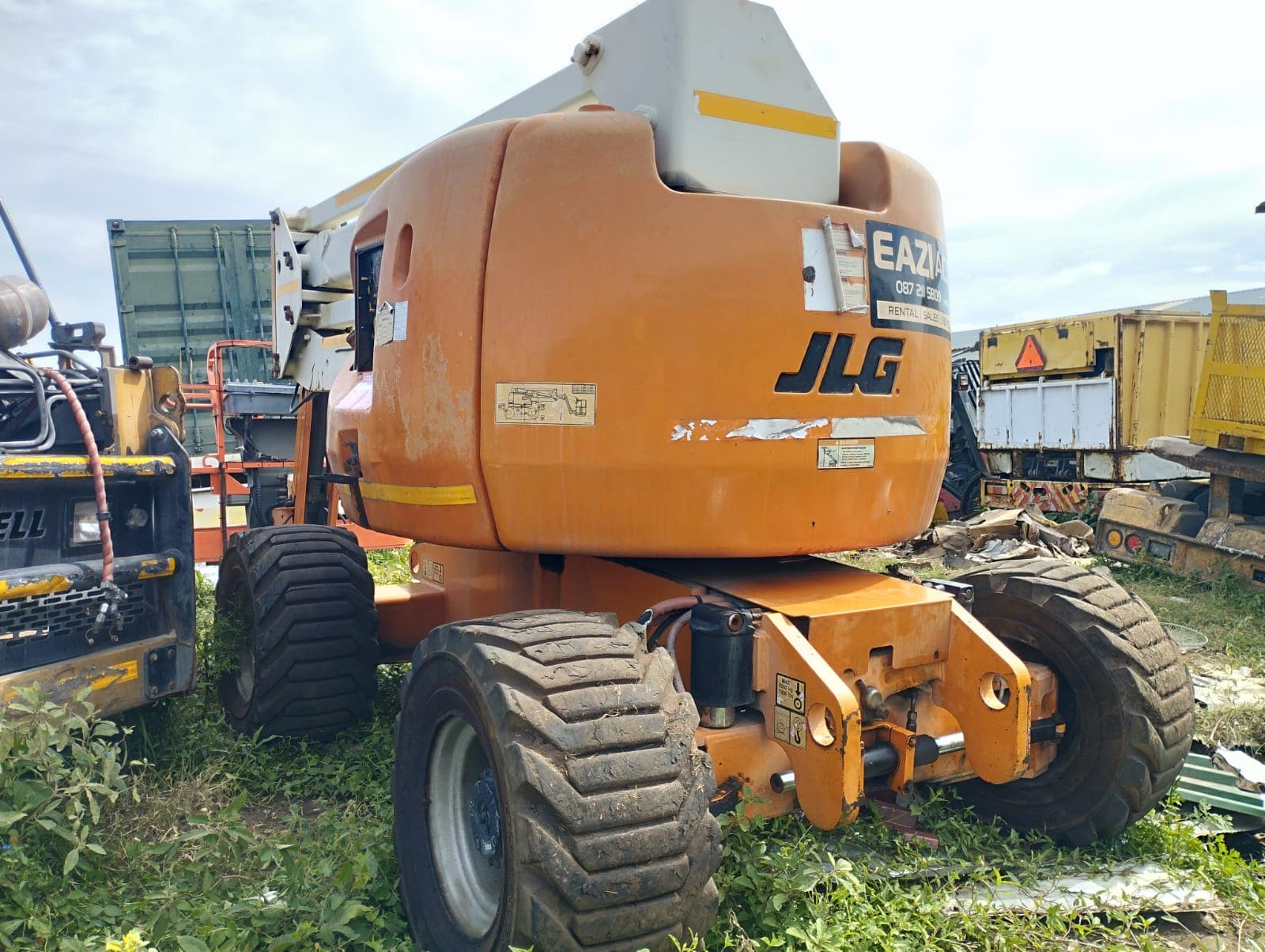 Plataforma Articulada JLG — imagem 2