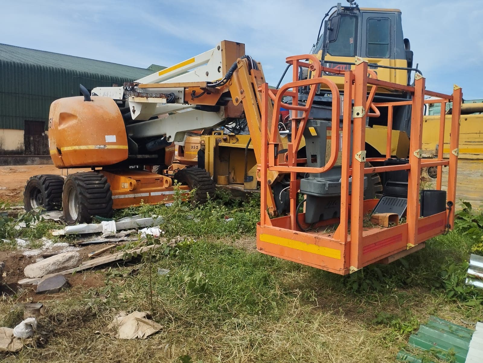 Plataforma Articulada JLG — imagem 3