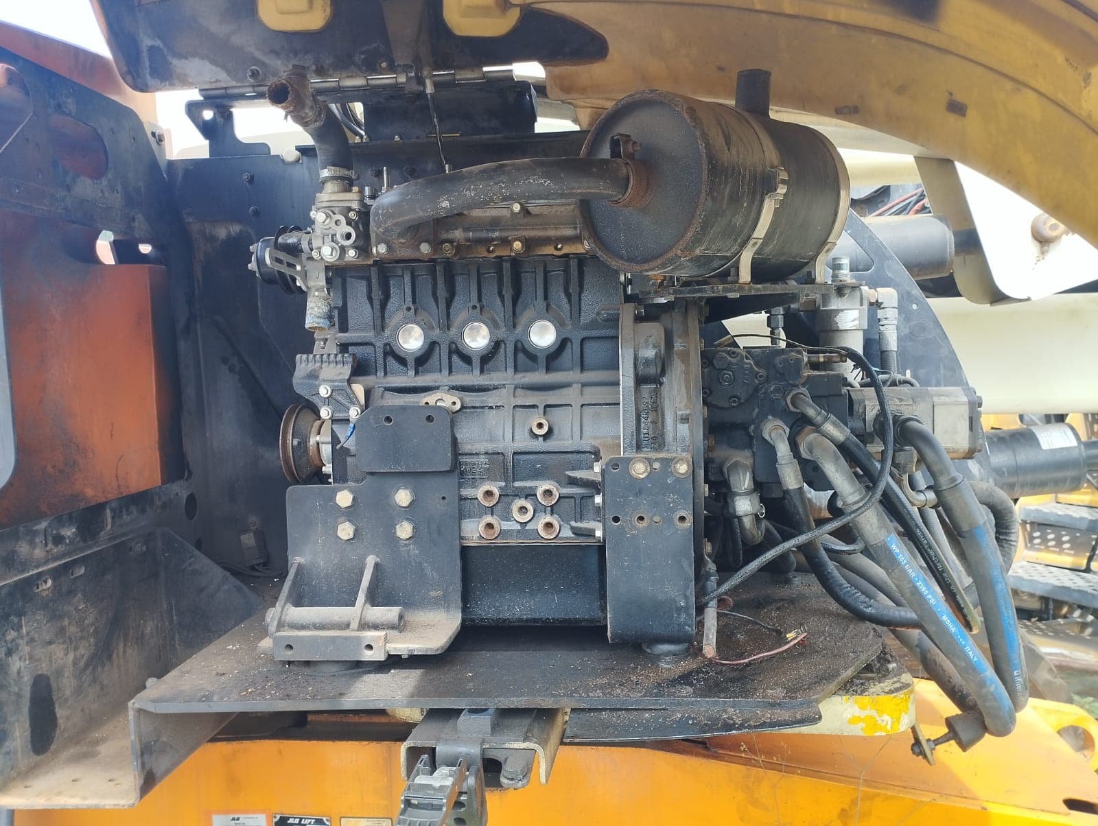 Plataforma Articulada JLG — imagem 6