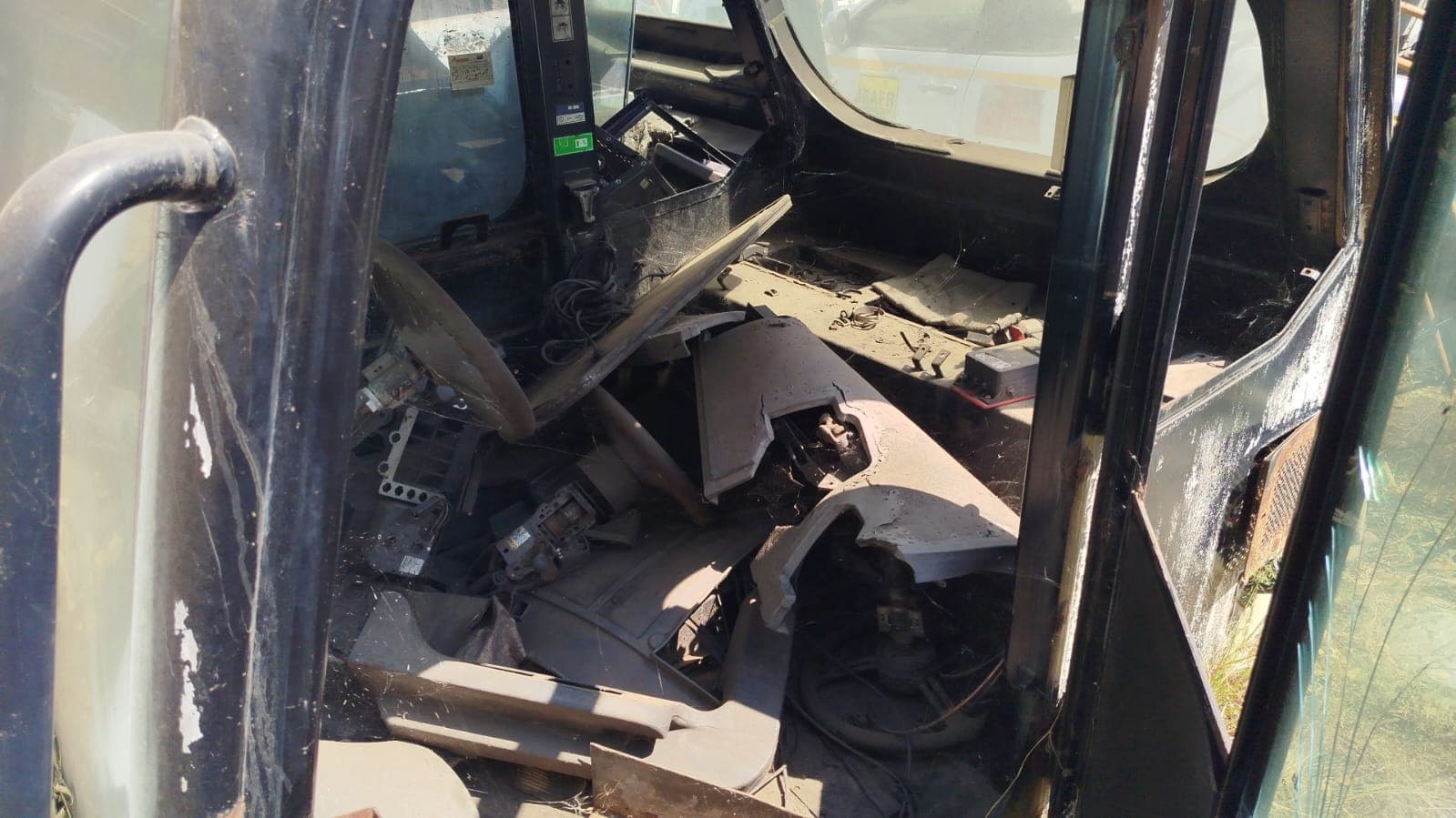 Cabines CAT 777F e 777G — imagem 2