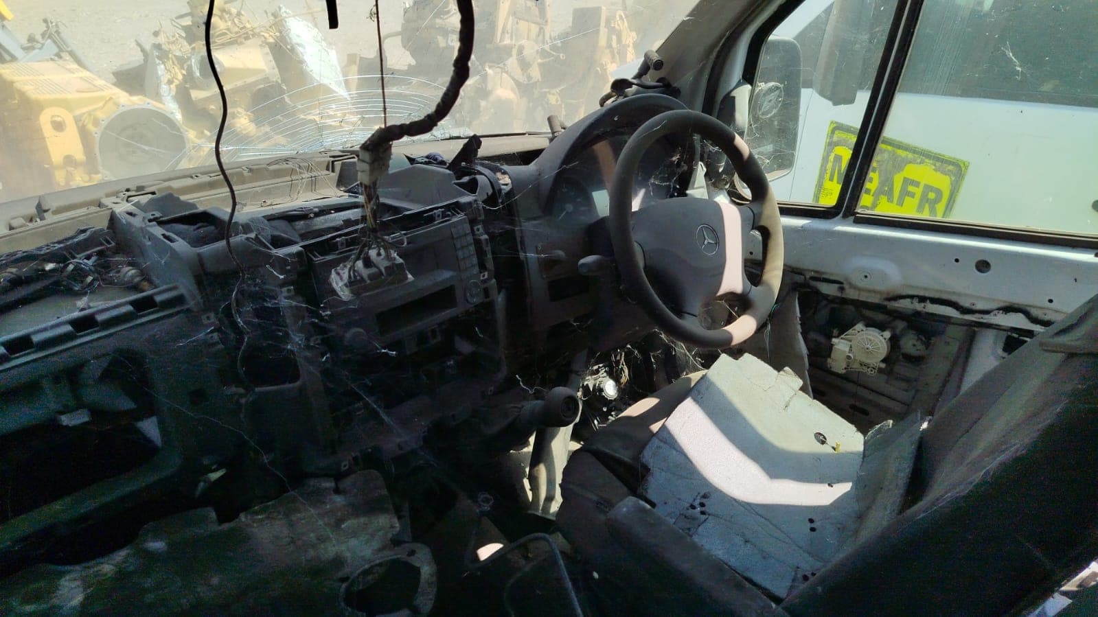 Mercedes Benz Sprinter — image 14