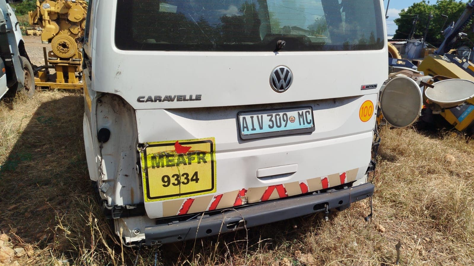 Volkswagen Caravelle — image 8