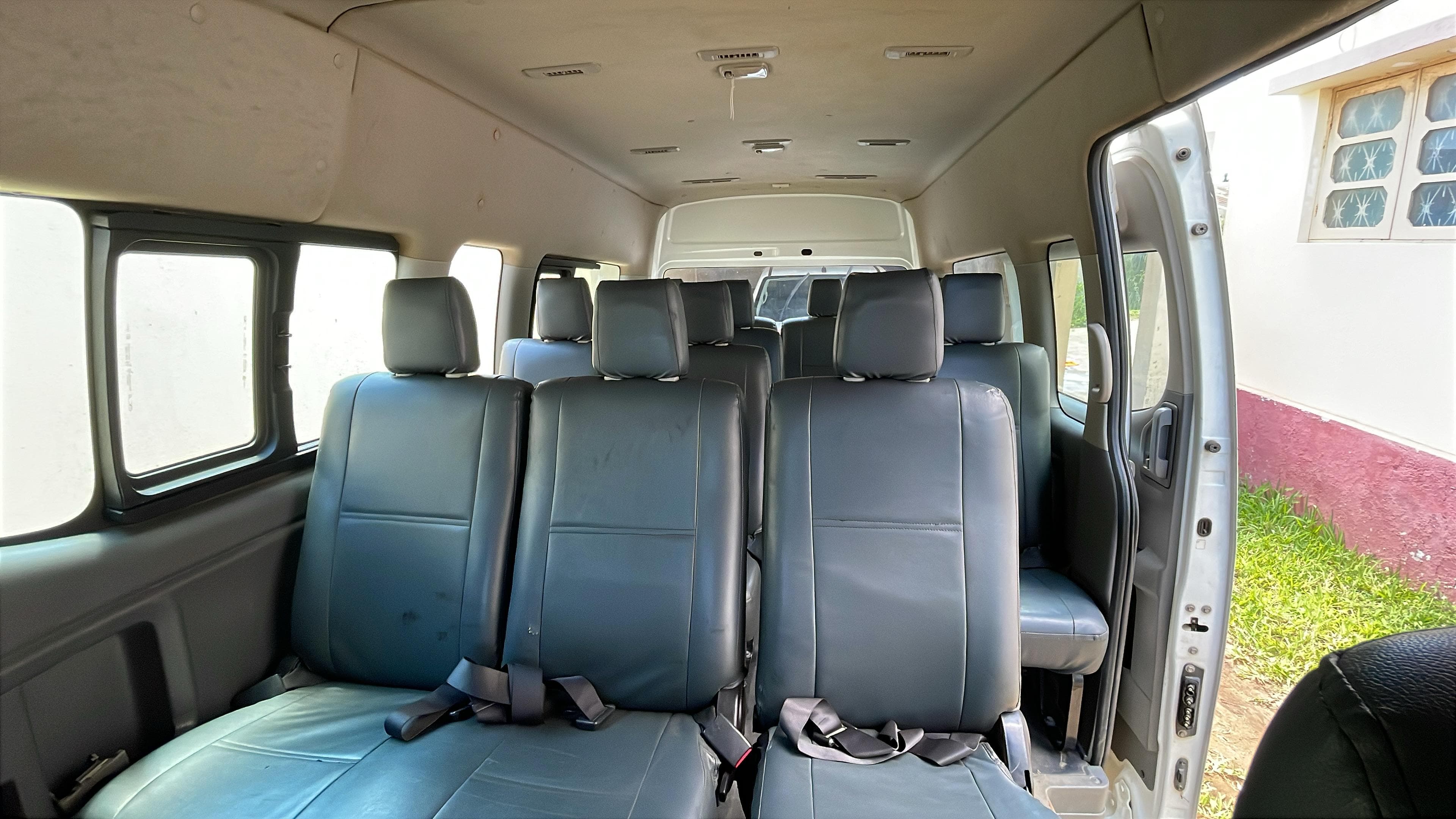 Nissan Urvan 2,71m - 2015 — image 13