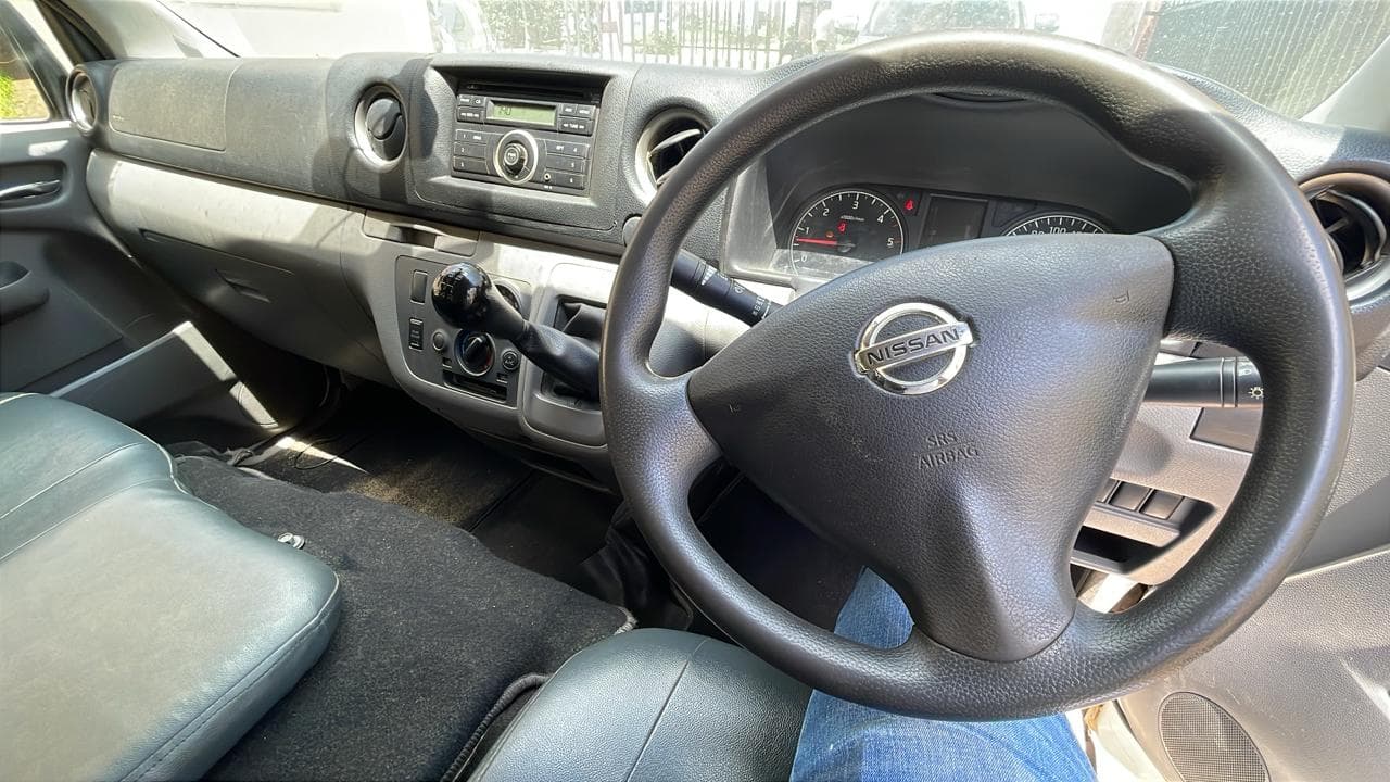 Nissan Urvan 2,71m - 2015 — image 9