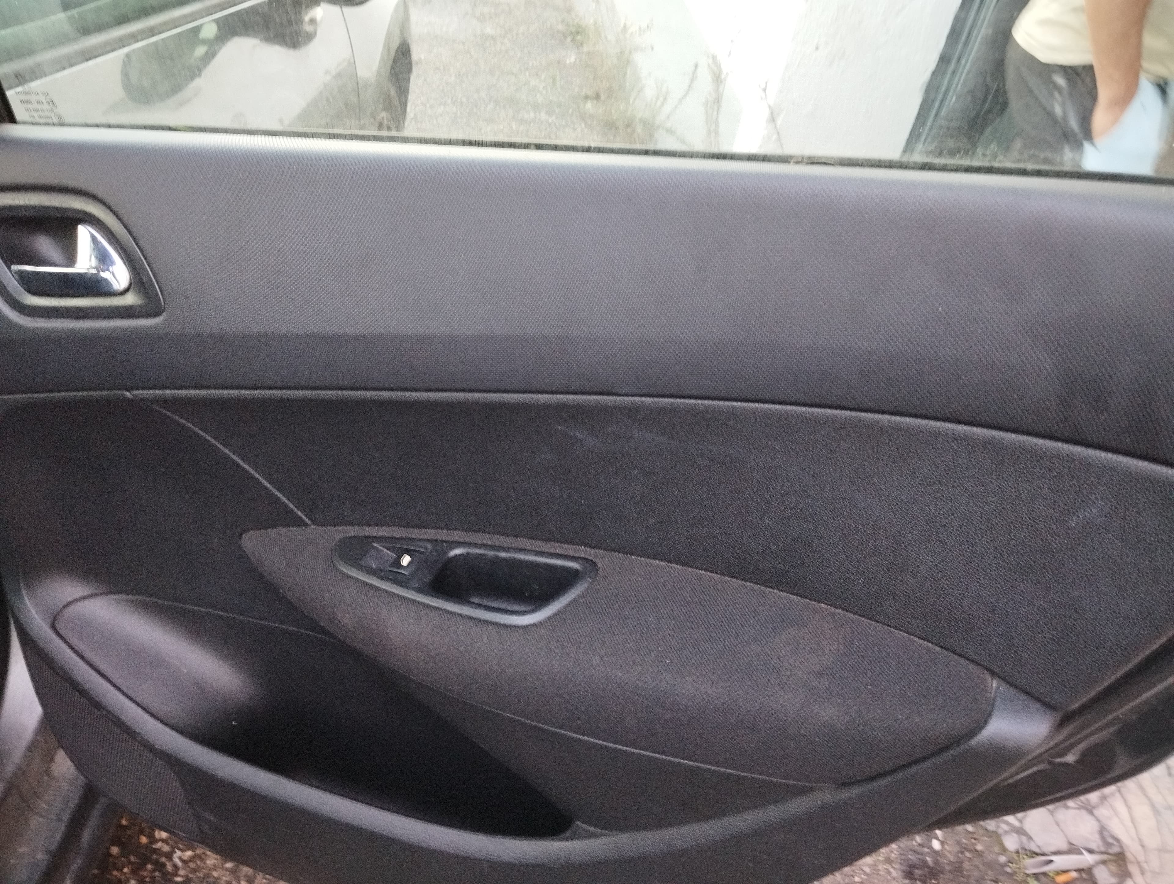 Peugeot 308 SW 1.6 HDi · Ano 2010 — imagem 20