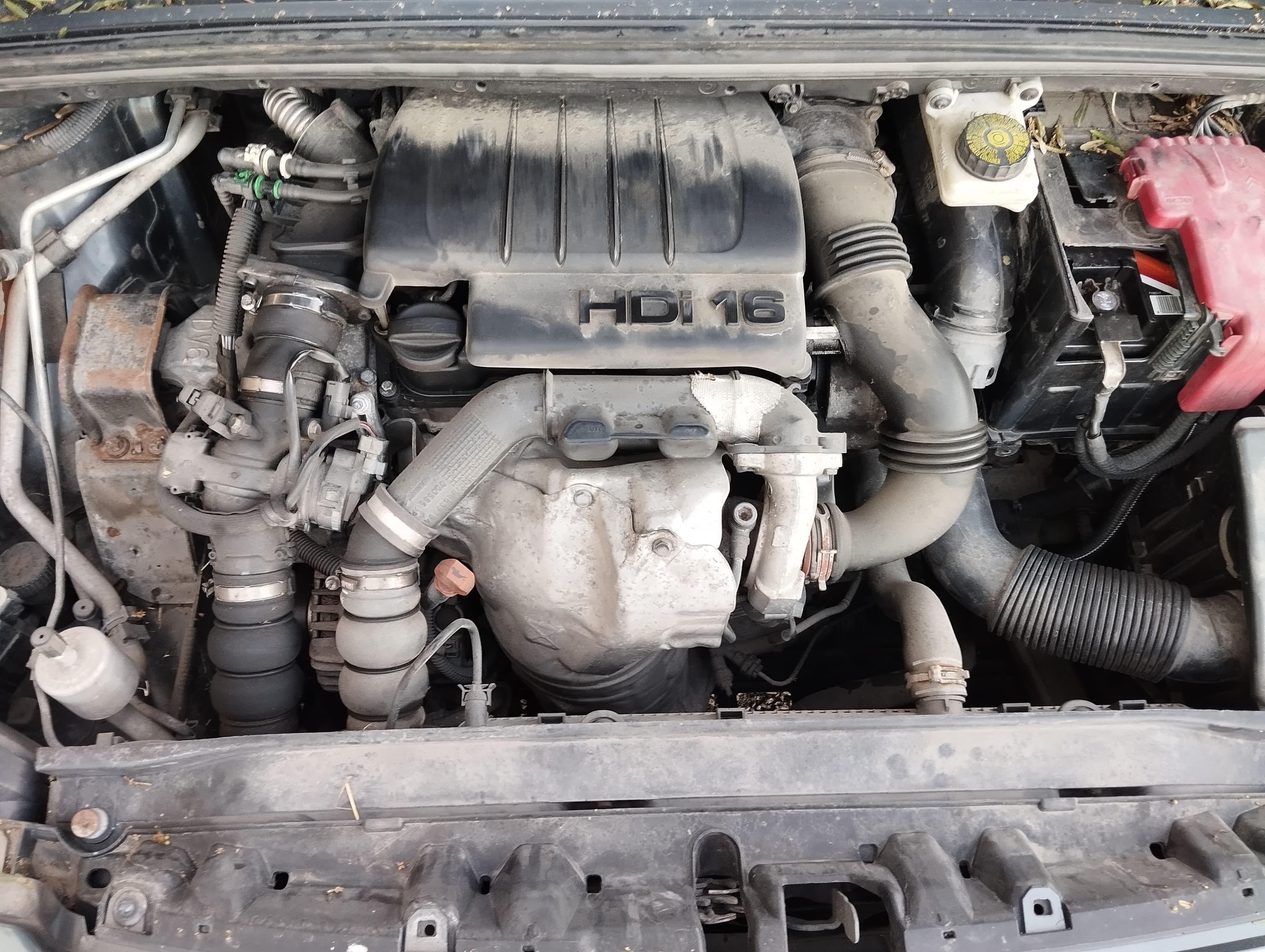 Peugeot 308 SW 1.6 HDi · Ano 2010 — imagem 8