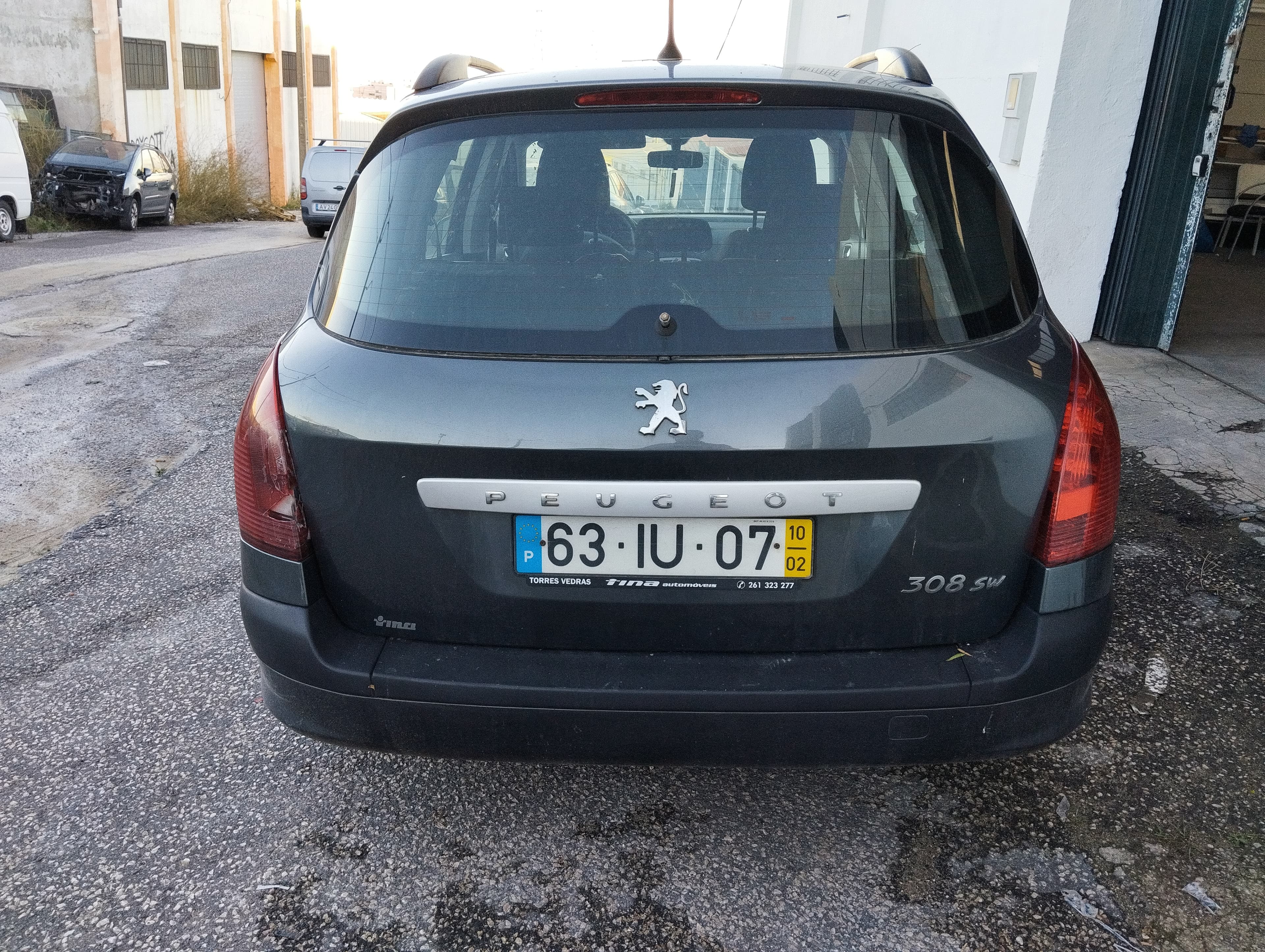 Peugeot 308 SW 1.6 HDi · Ano 2010 — imagem 6
