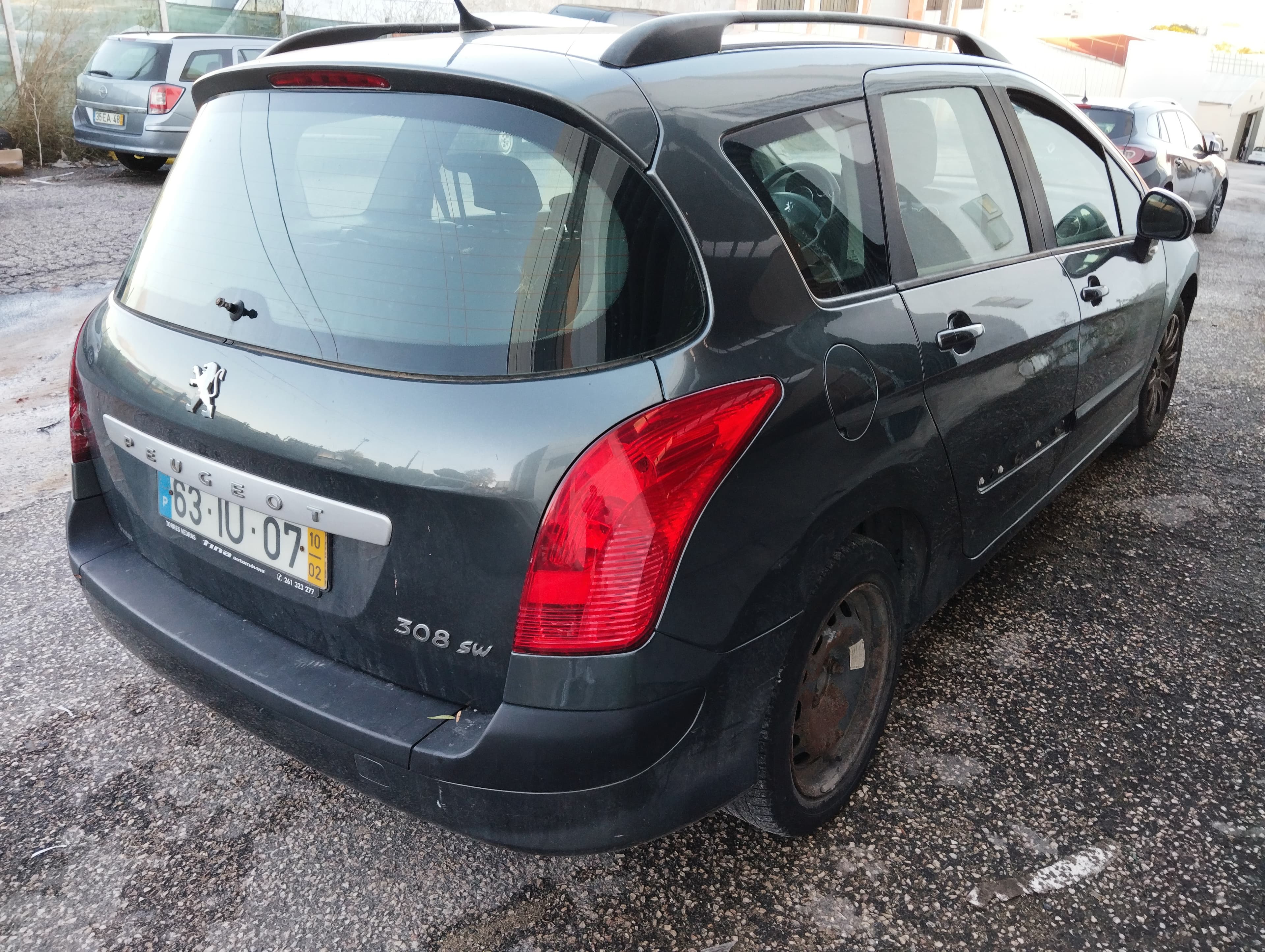 Peugeot 308 SW 1.6 HDi · Ano 2010 — imagem 7