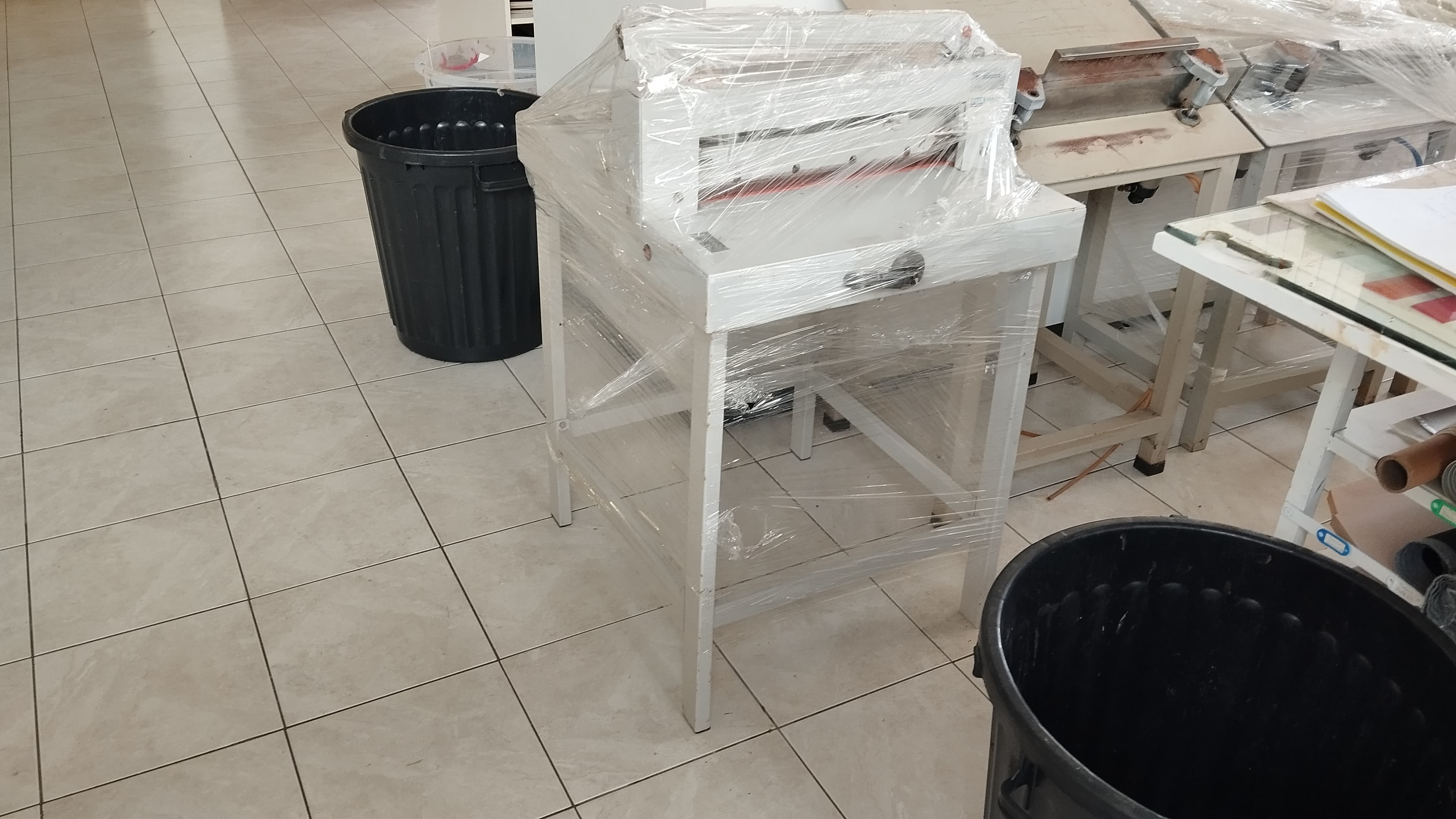 Prensas · Máquina de Corte e Transferência · Mobiliário — imagem 13